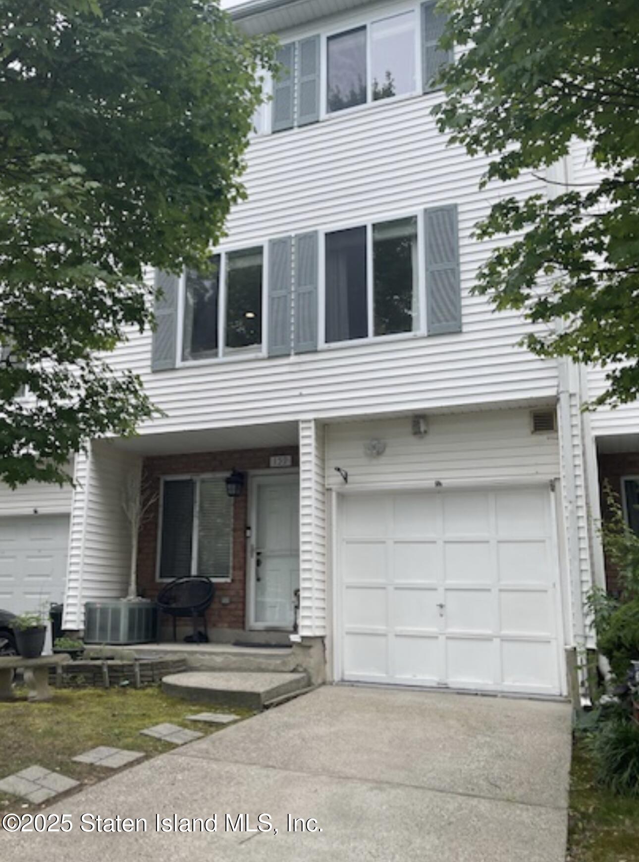 159 Aspen Knolls Way, Staten Island, NY, 10312