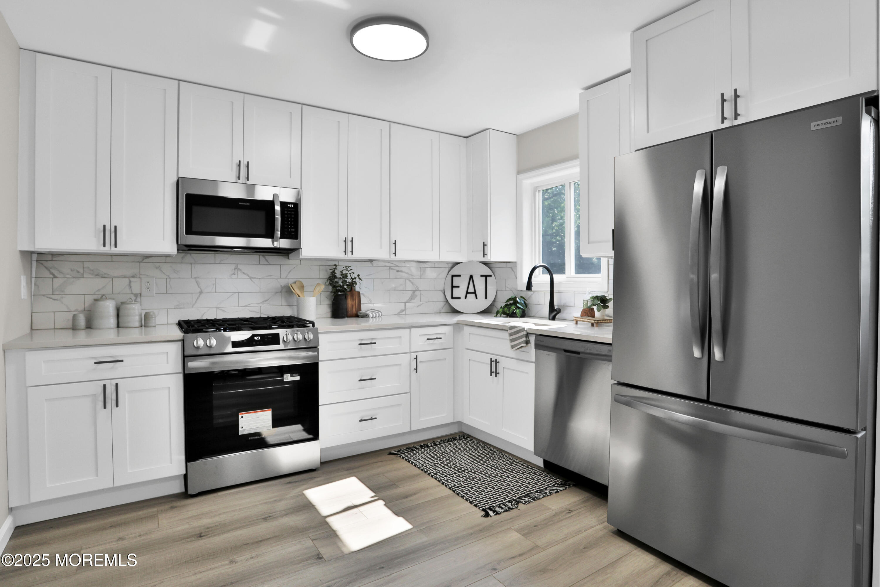 520 East Road Image 2