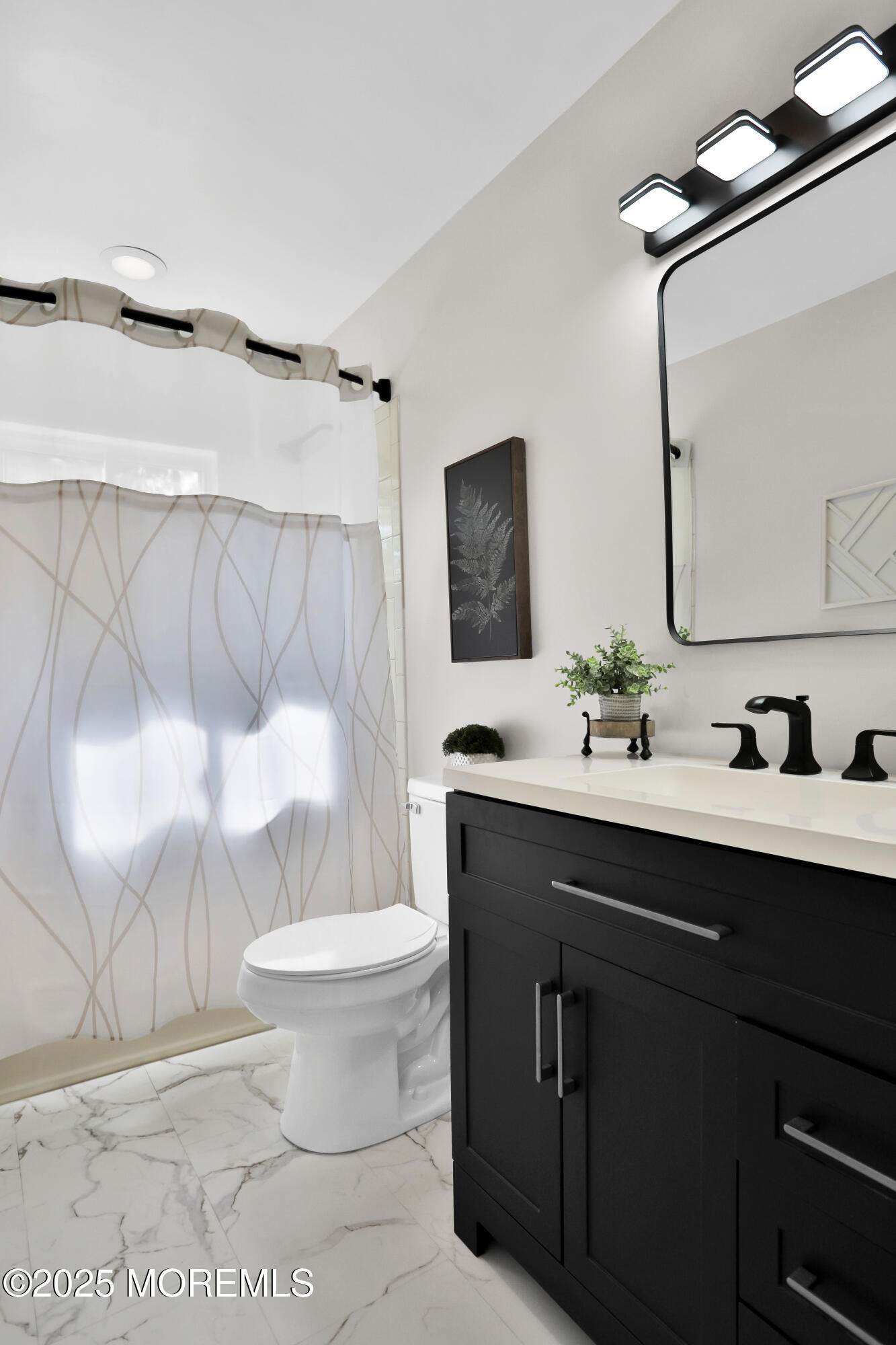520 East Road, Belford, NJ, 07718 image 21