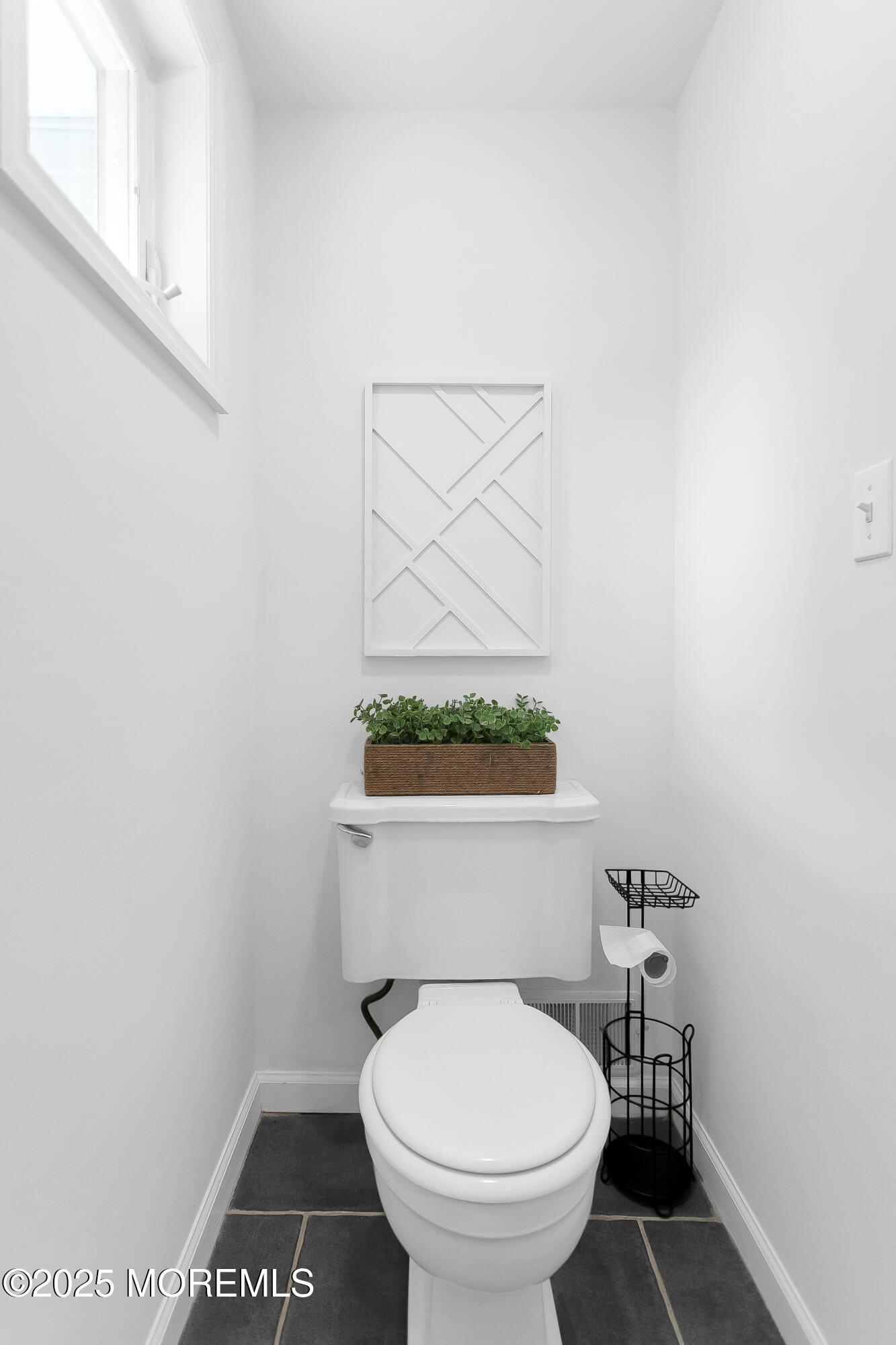 520 East Road, Belford, NJ, 07718 image 27