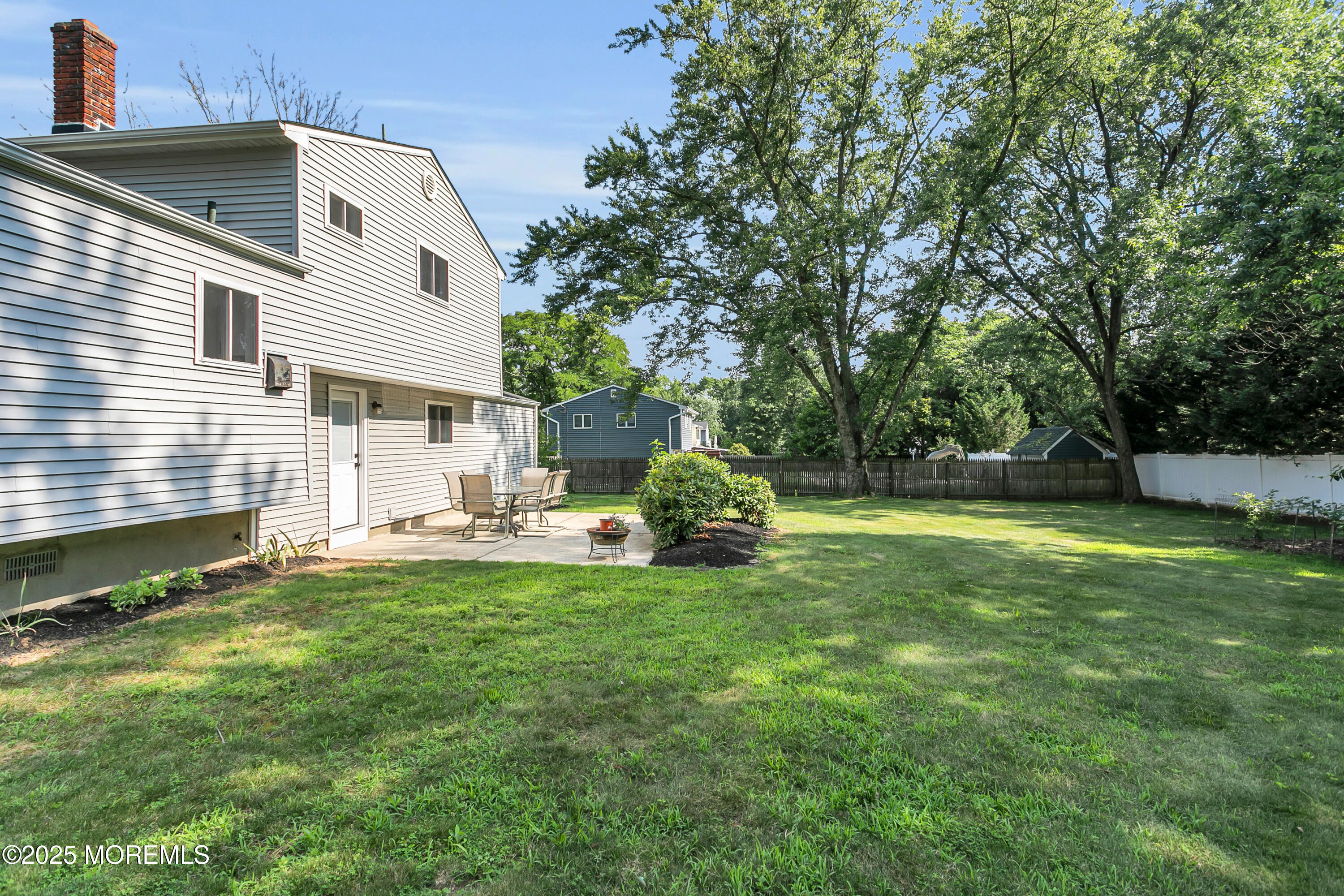 520 East Road, Belford, NJ, 07718 image 31