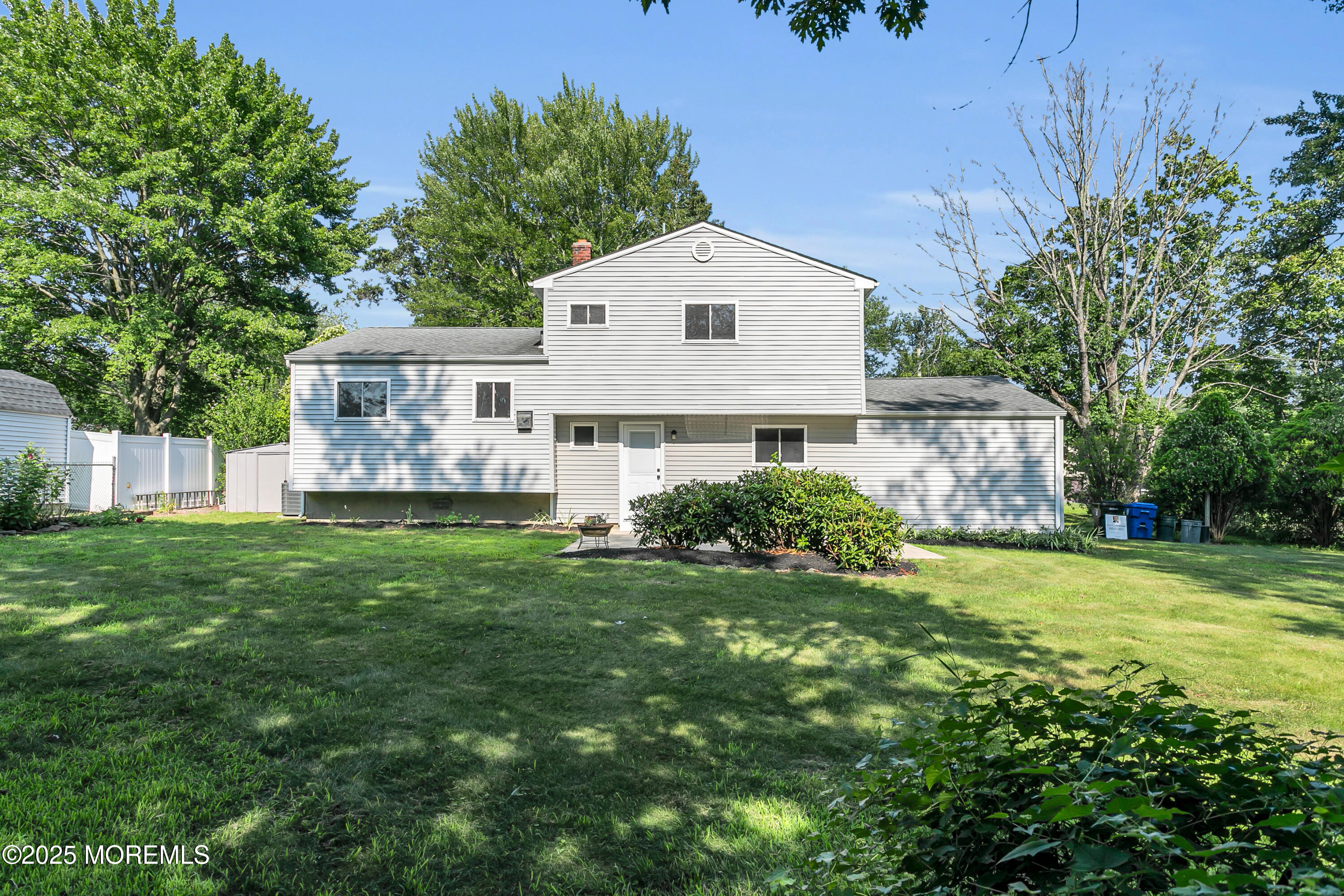 520 East Road, Belford, NJ, 07718 image 34