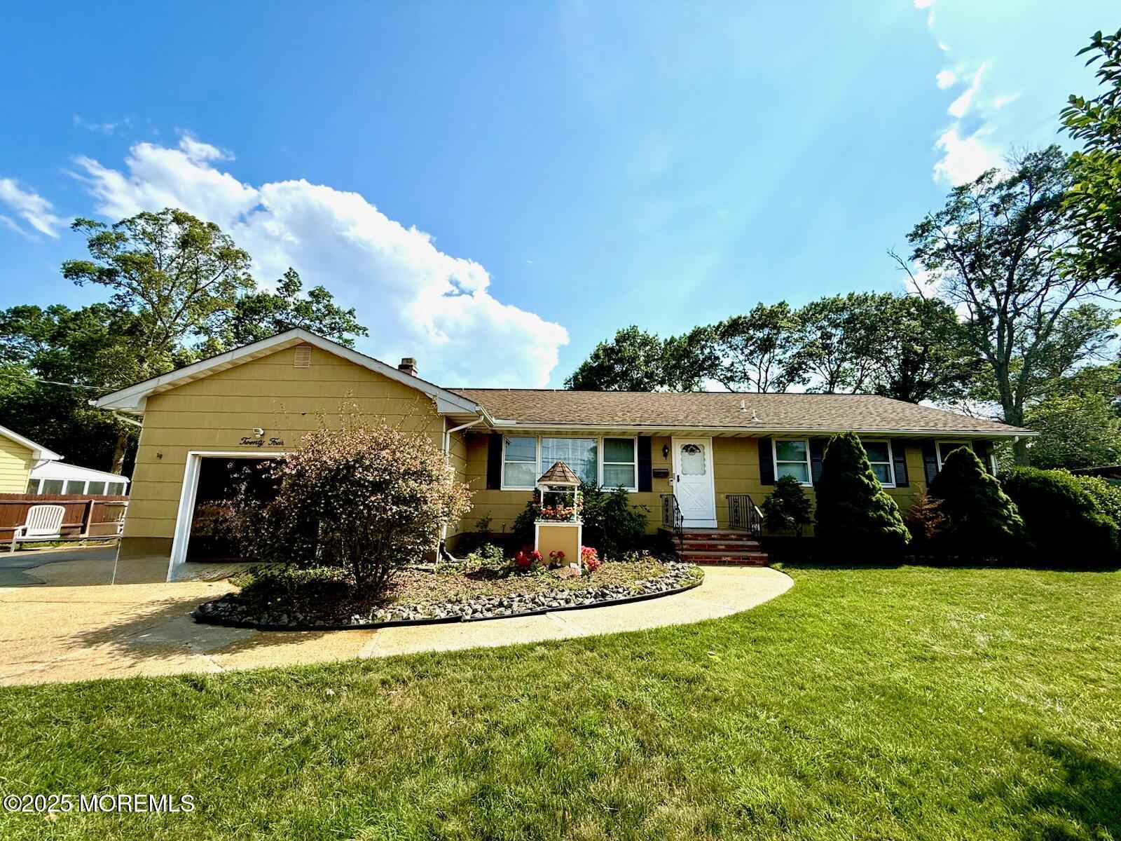 24 Woodland Road, Bayville, NJ, 08721