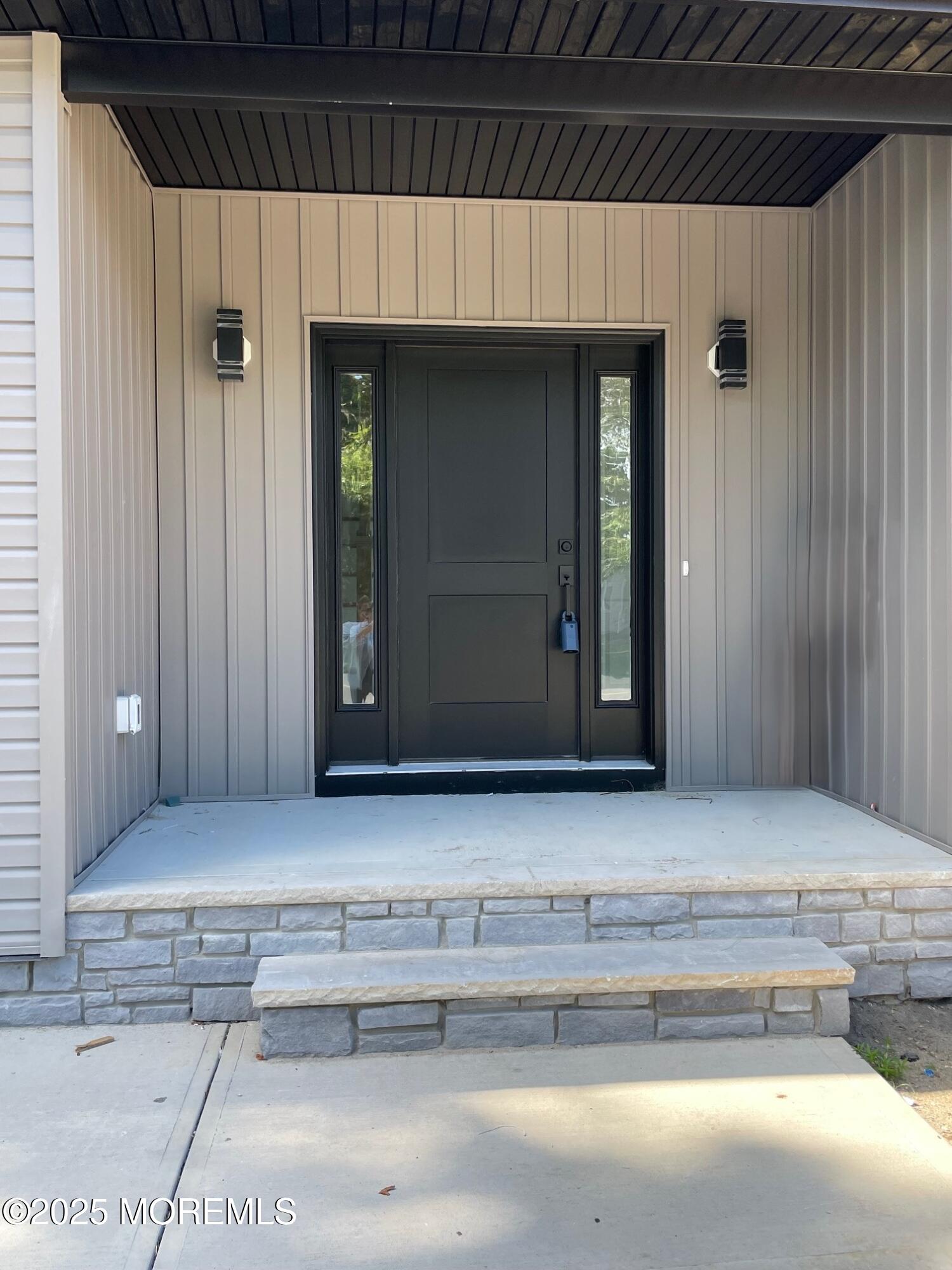 2041 Broadway Boulevard Image 2