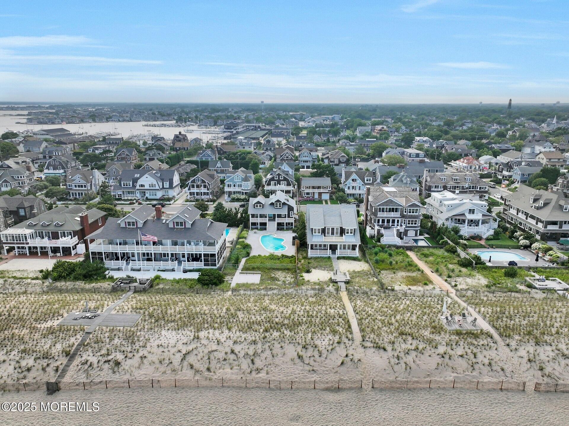 551 East Avenue Image 4