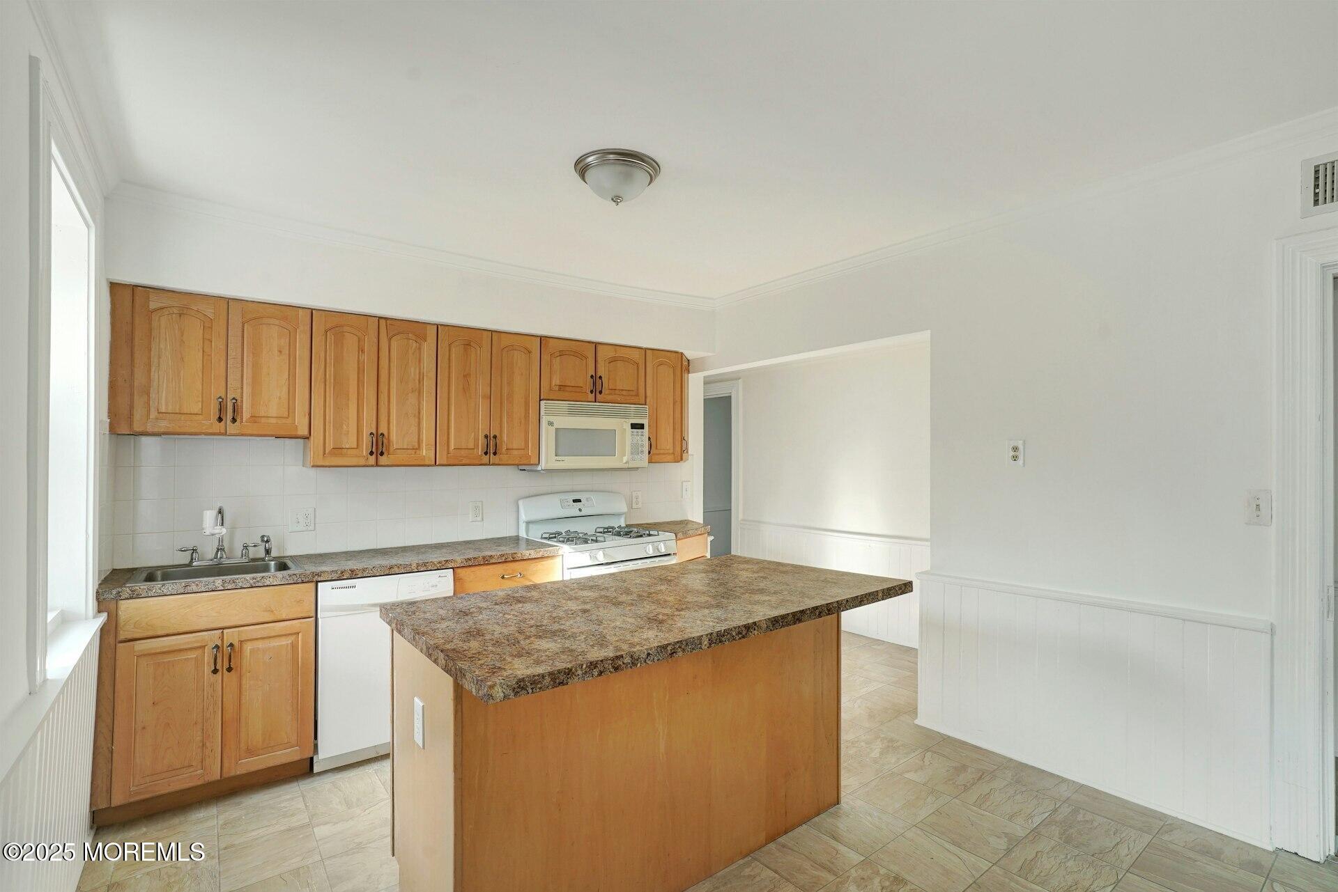 551 East Avenue, Bay Head, NJ, 08742 image 18