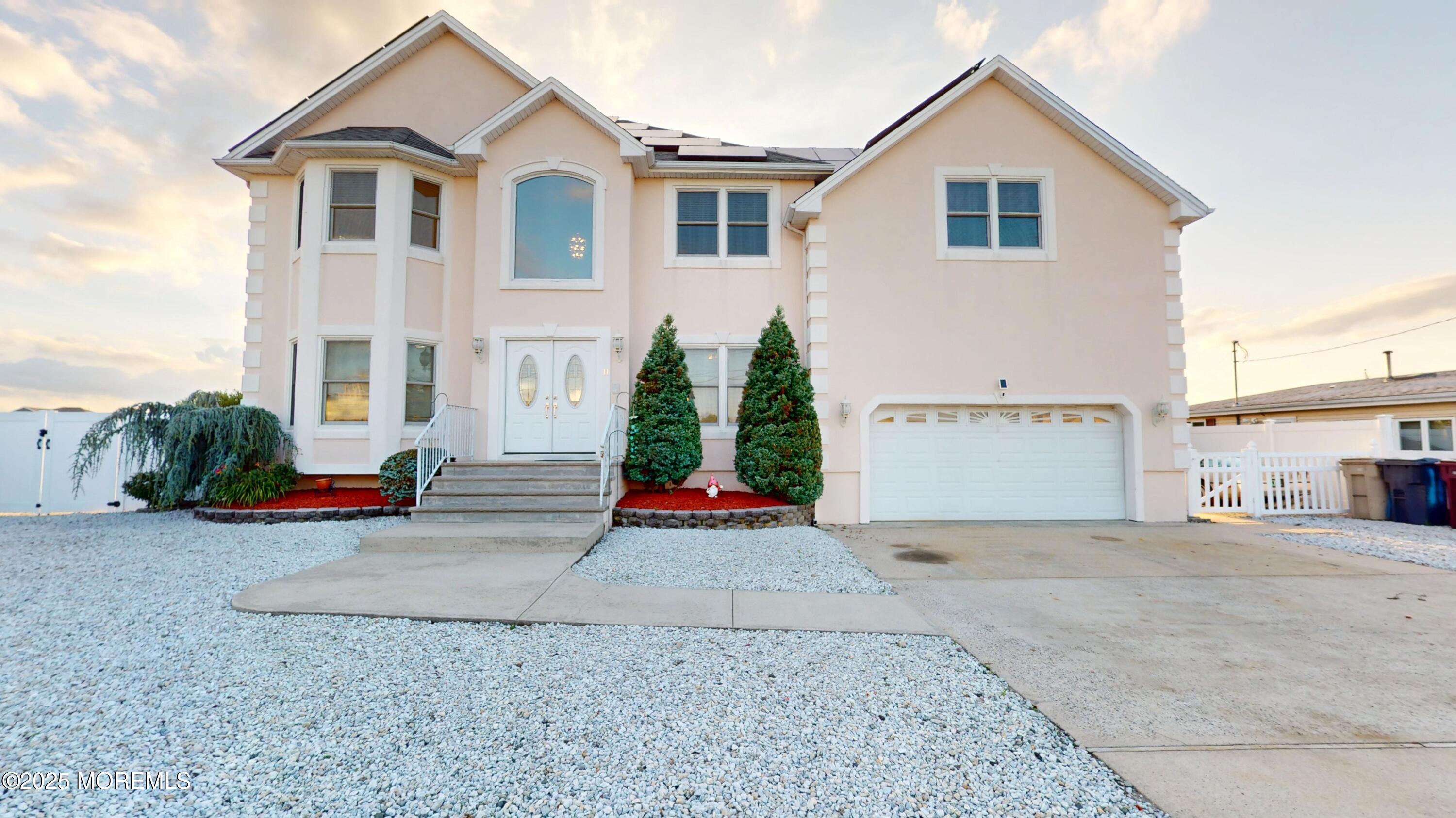 11 Drake Drive, Bayville, NJ, 08721