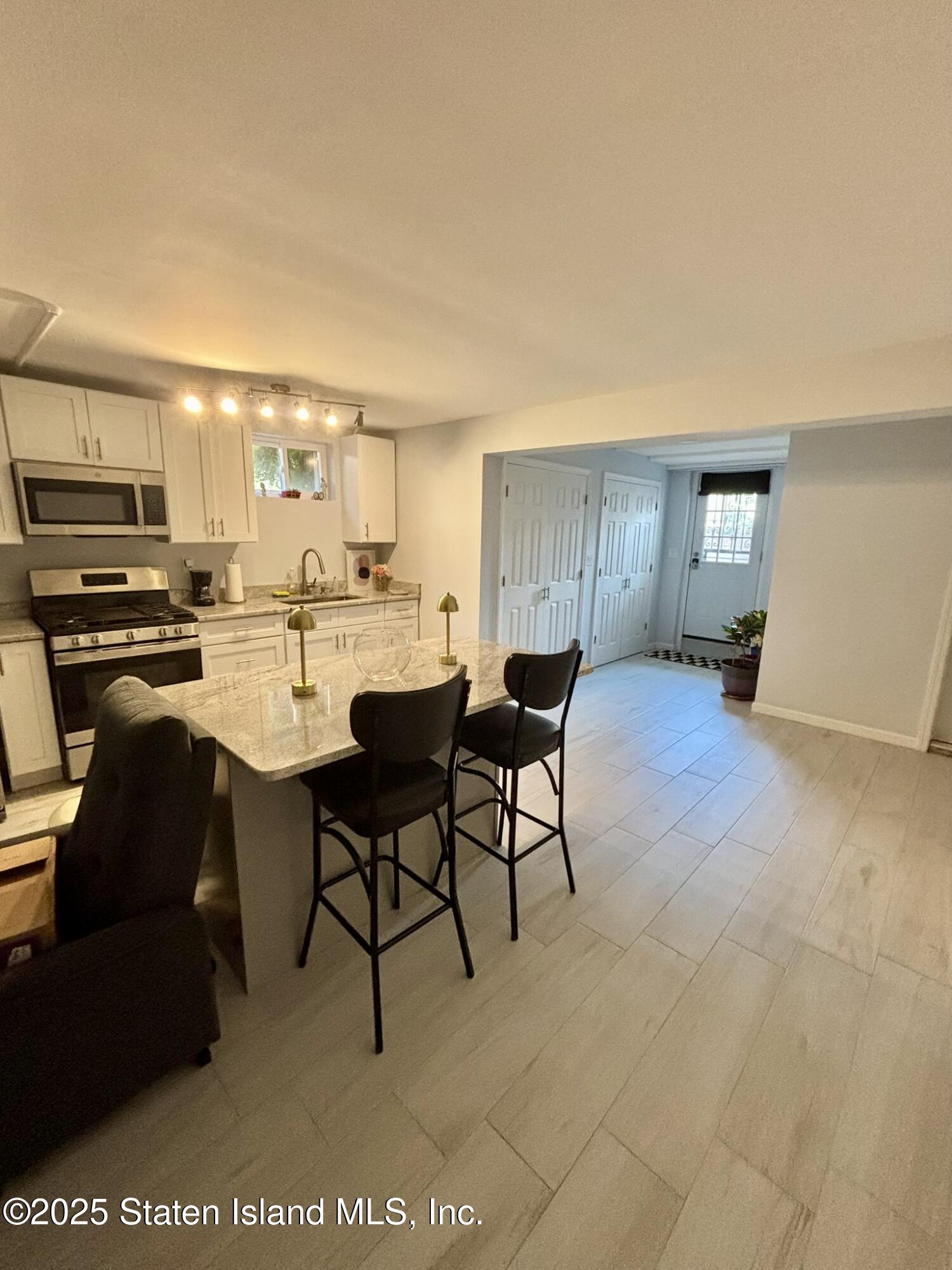 428 Cromwell Avenue, Staten Island, NY, 10305 image 12