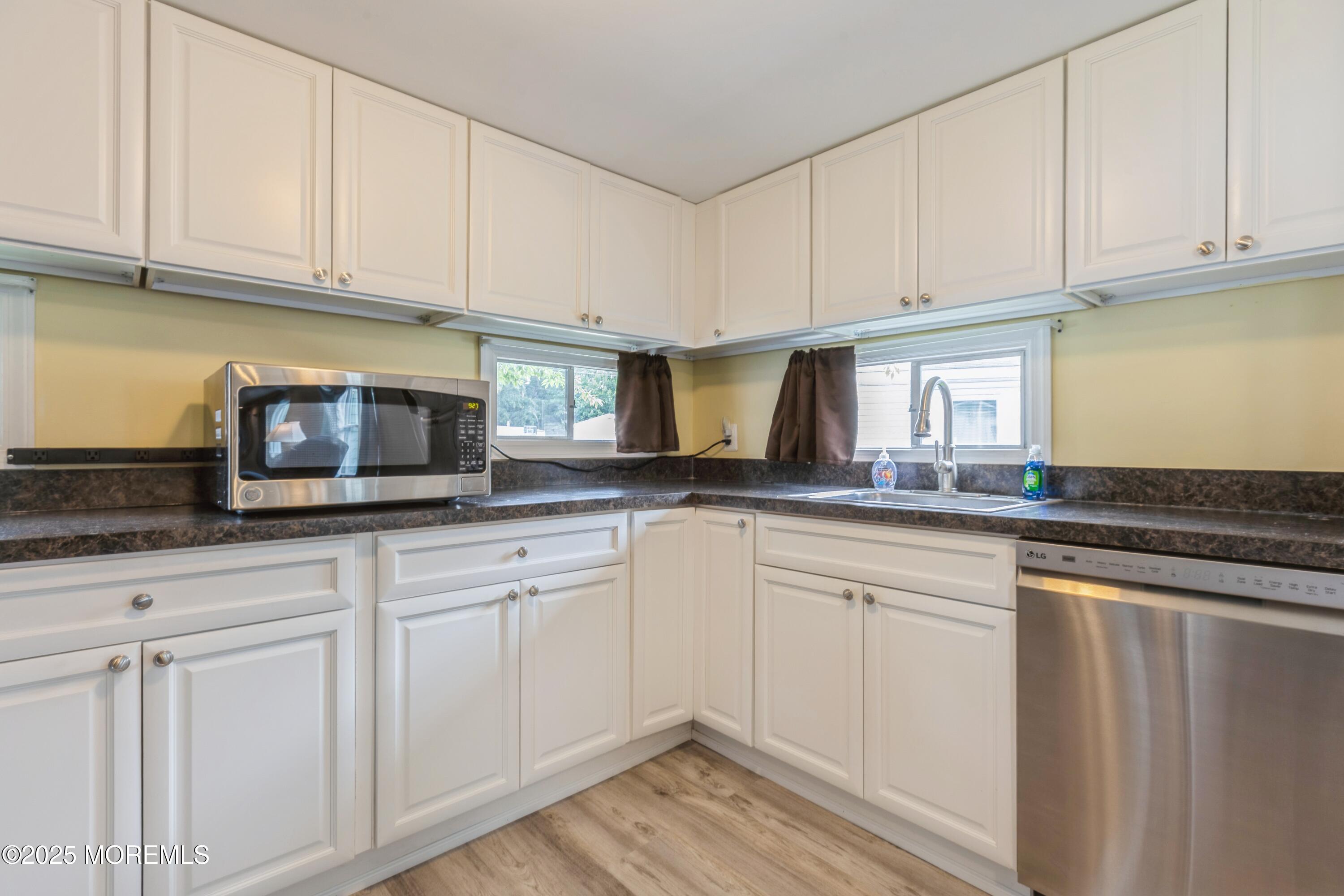 40 Mobile Lane, Toms River, NJ, 08755 image 6
