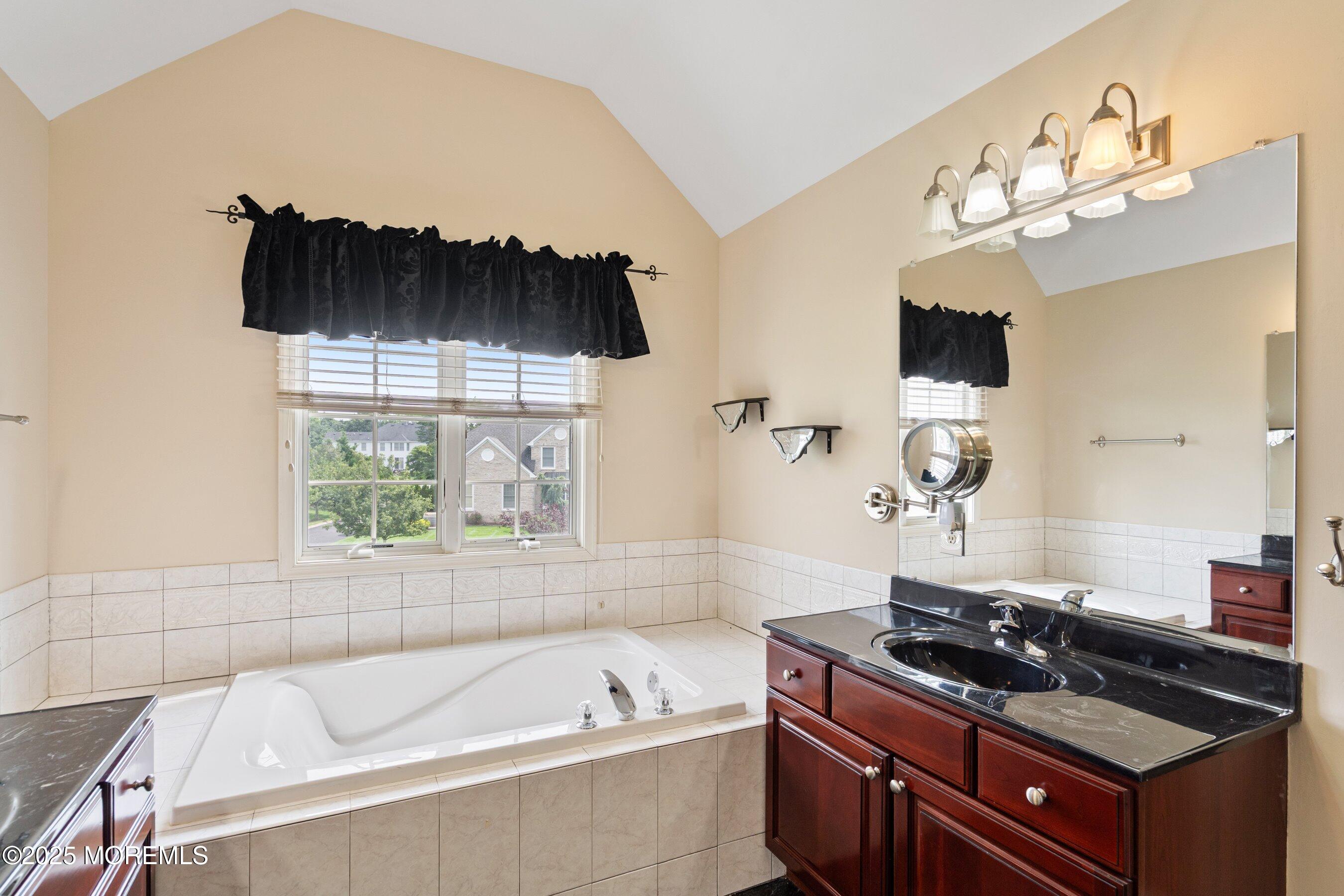 17 Jackson Circle, Ocean Twp, NJ, 07712 image 15