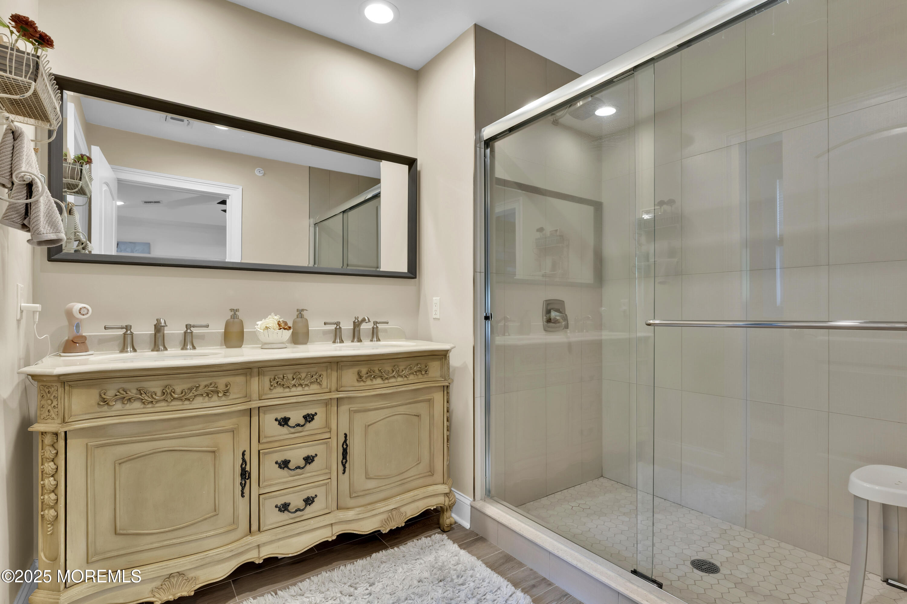 59 White Oak Lane, Aberdeen, NJ, 07747 image 17