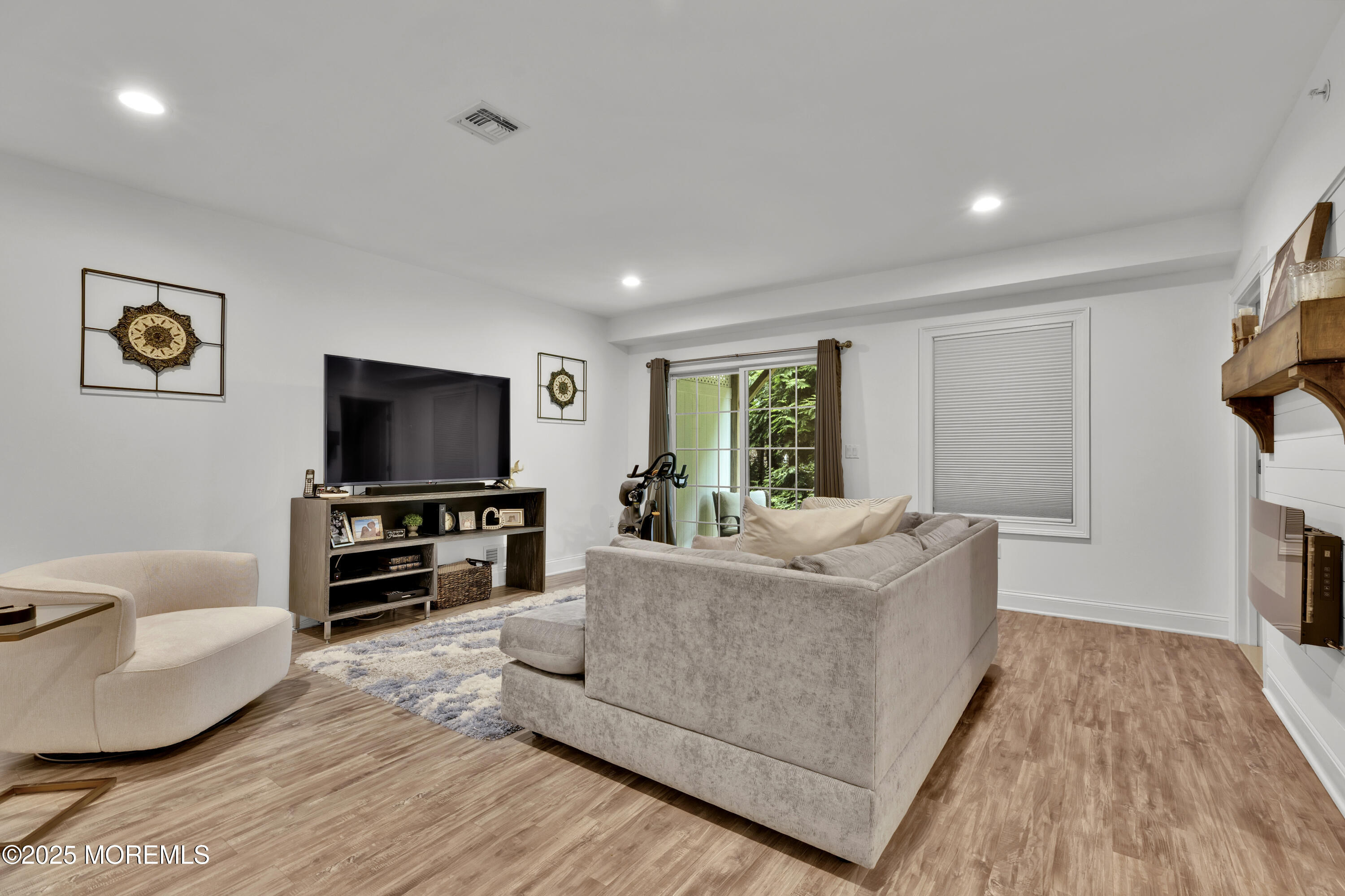 59 White Oak Lane, Aberdeen, NJ, 07747 image 19