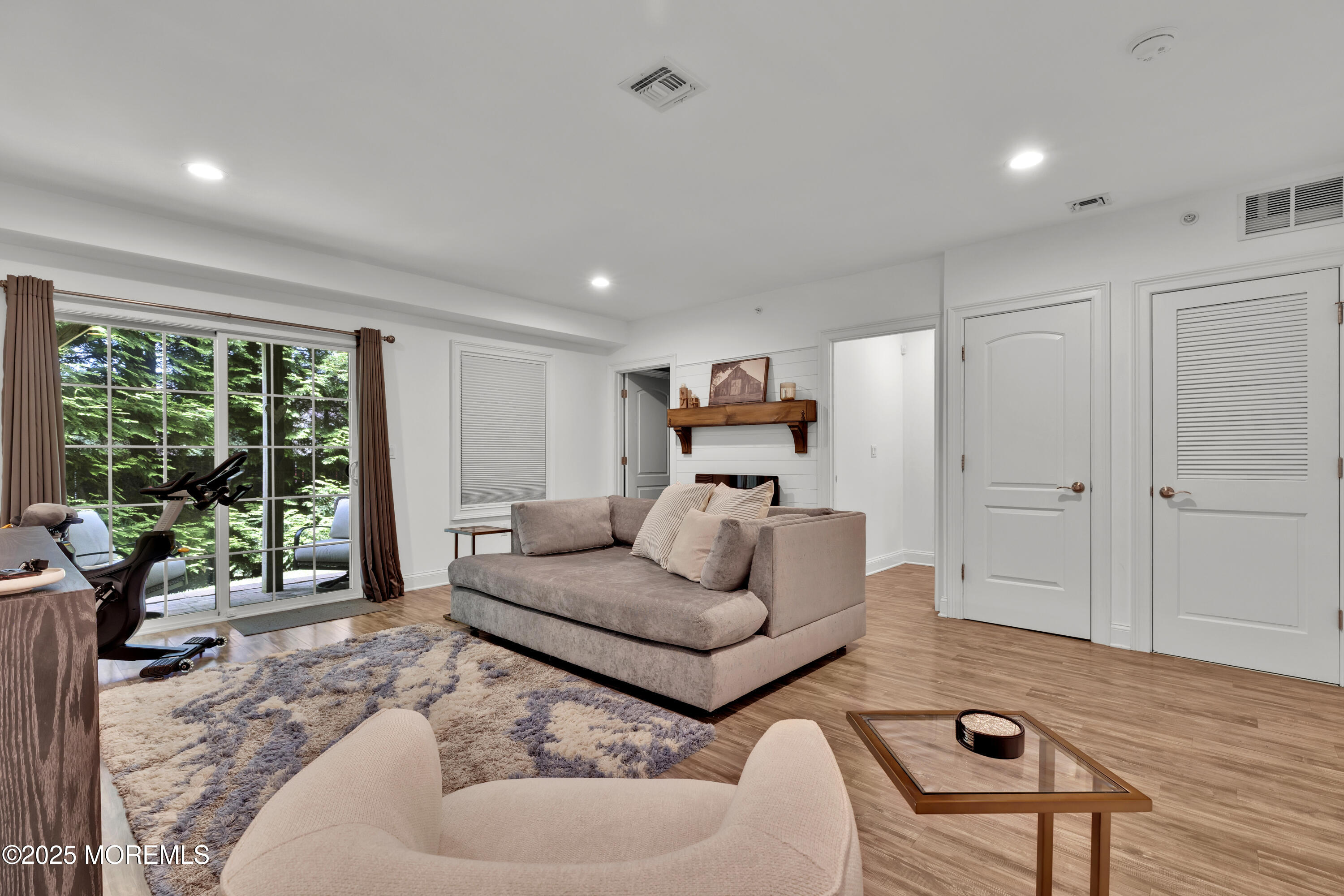 59 White Oak Lane, Aberdeen, NJ, 07747 image 20