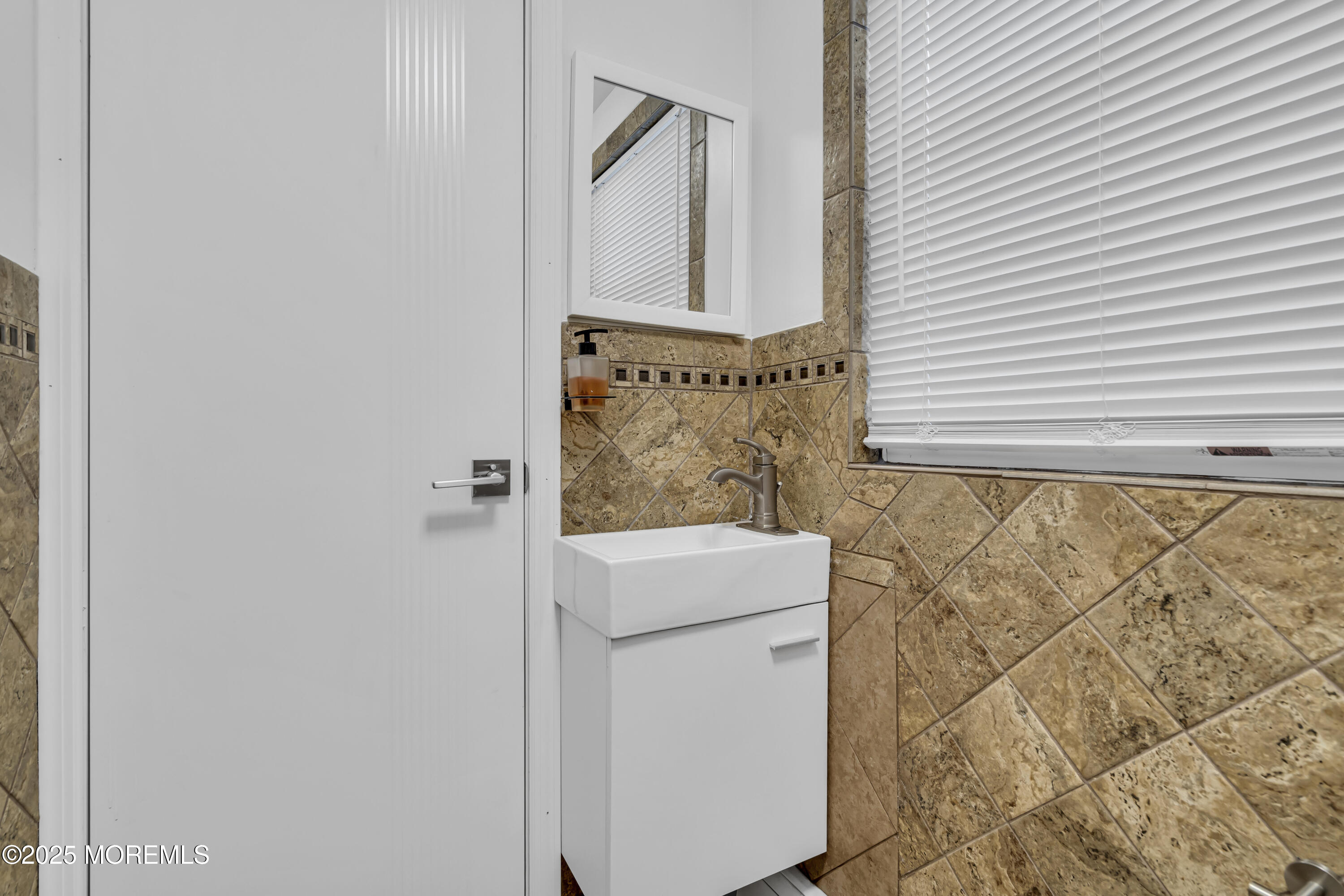 31 Jordan Road, Colonia, NJ, 07067 image 35