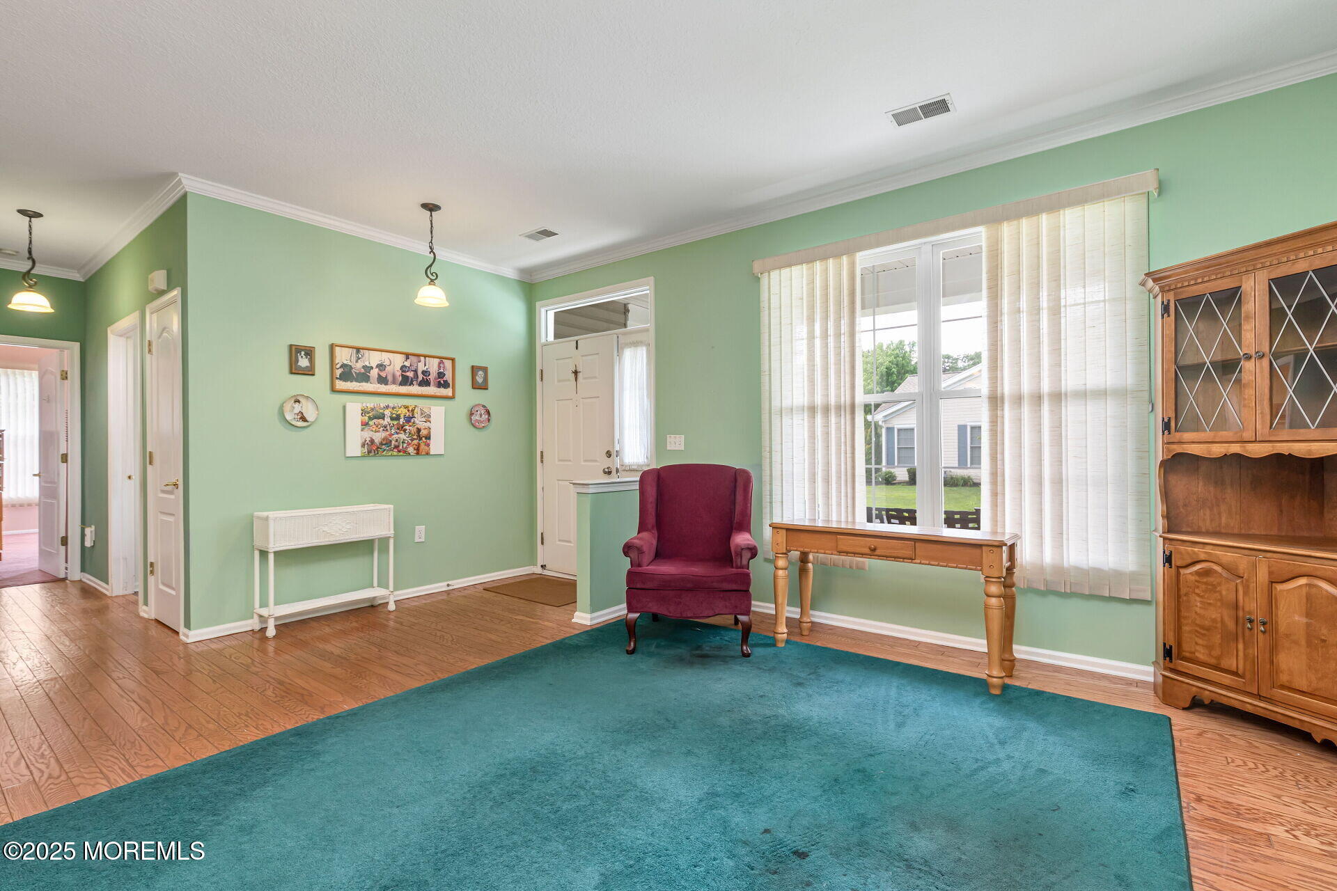 47 Golden Willows Avenue Image 4