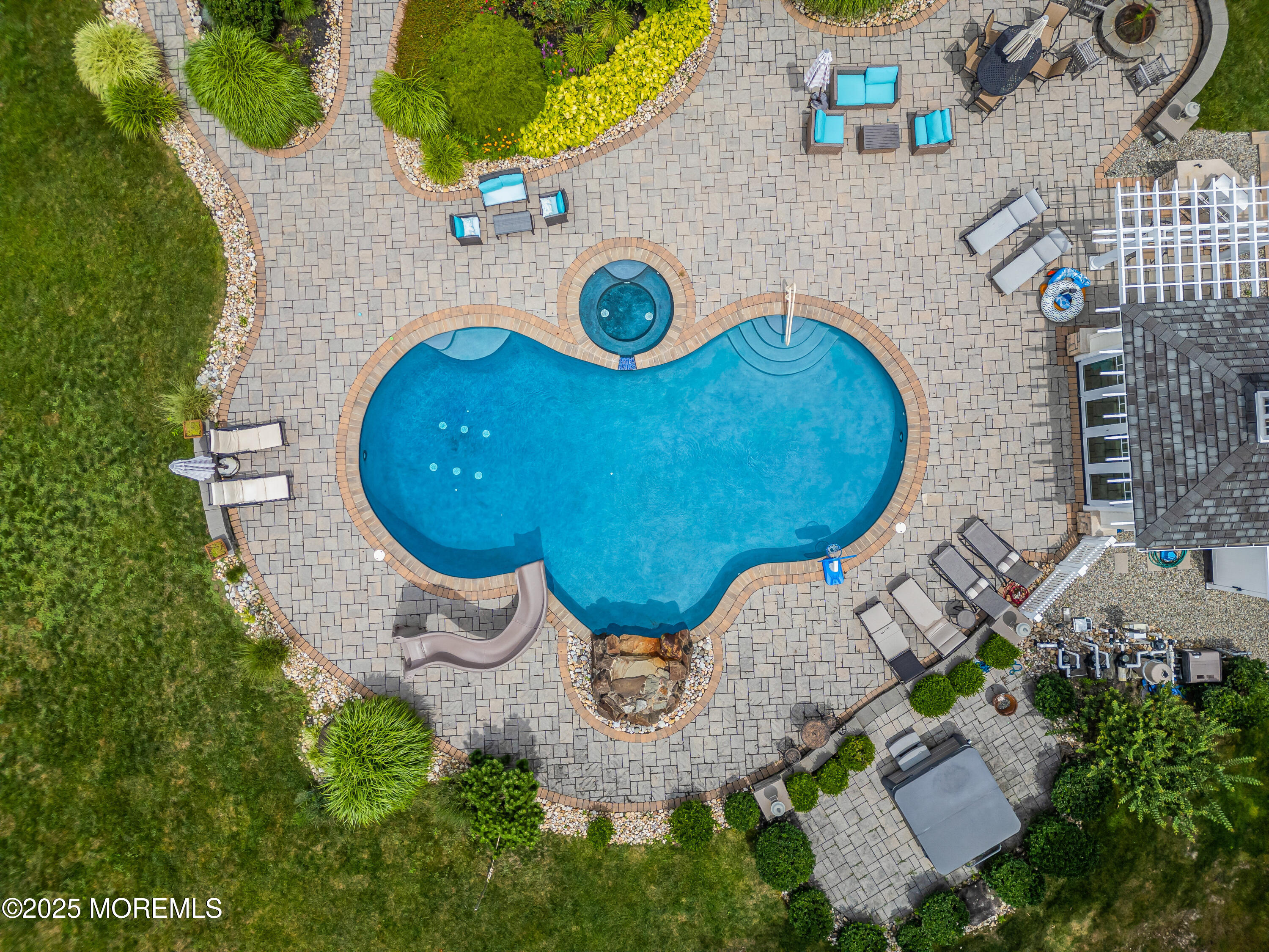 2128 Shadow Lane Image 4