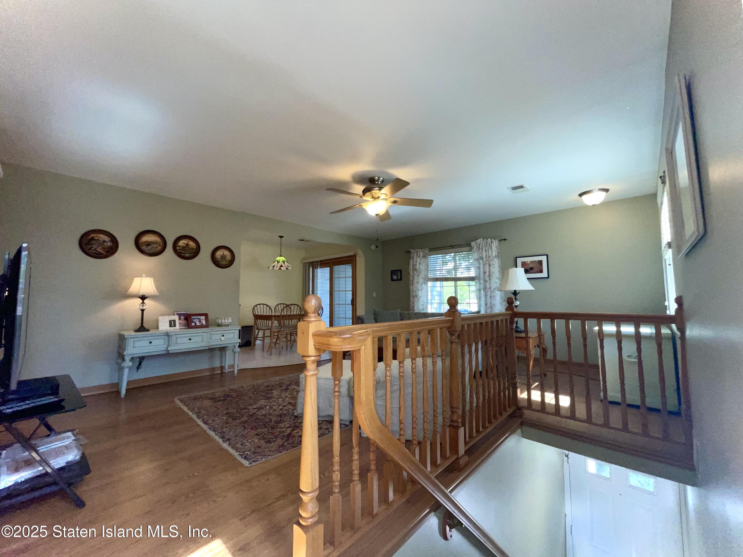 569 Correll Avenue 36 Image 5