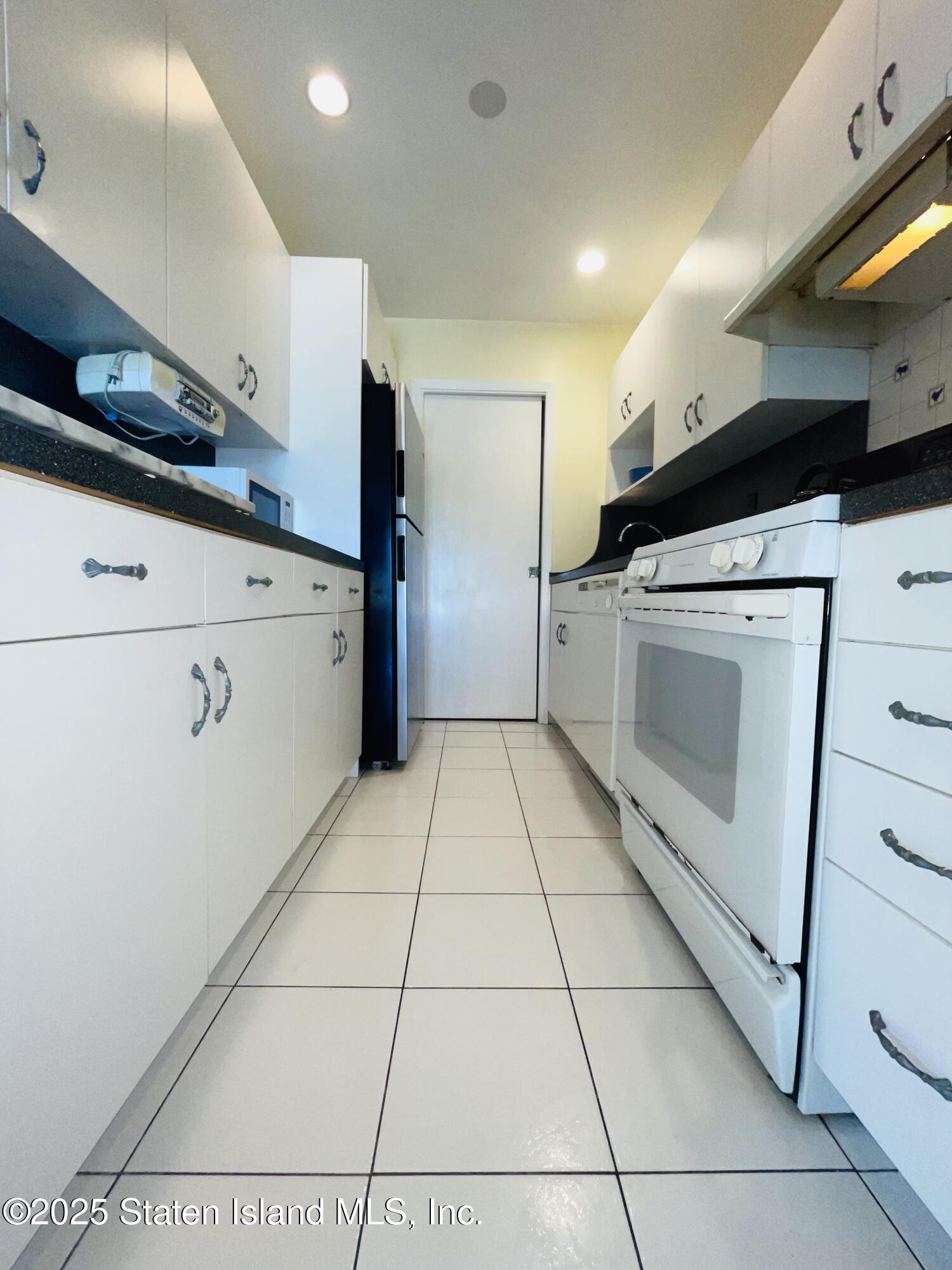 569 Correll Avenue 36, Staten Island, NY, 10309 image 13