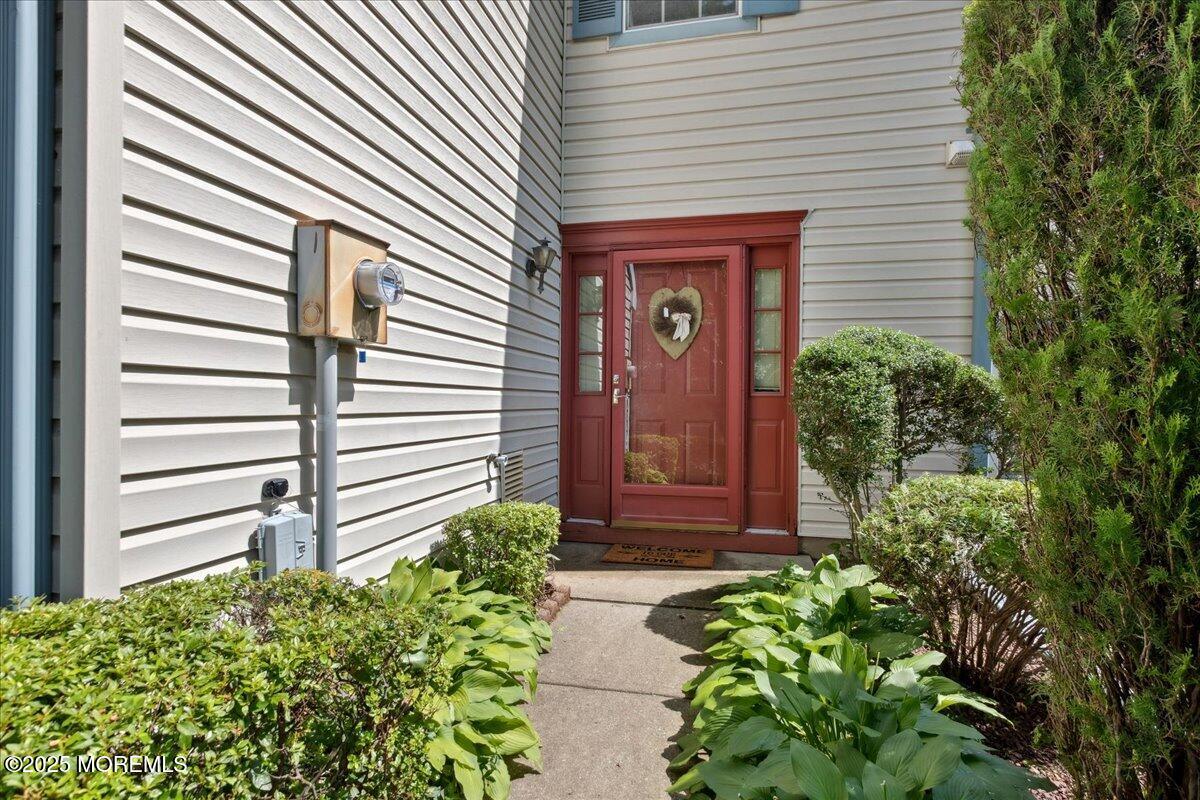 437 Dorchester Way Image 3