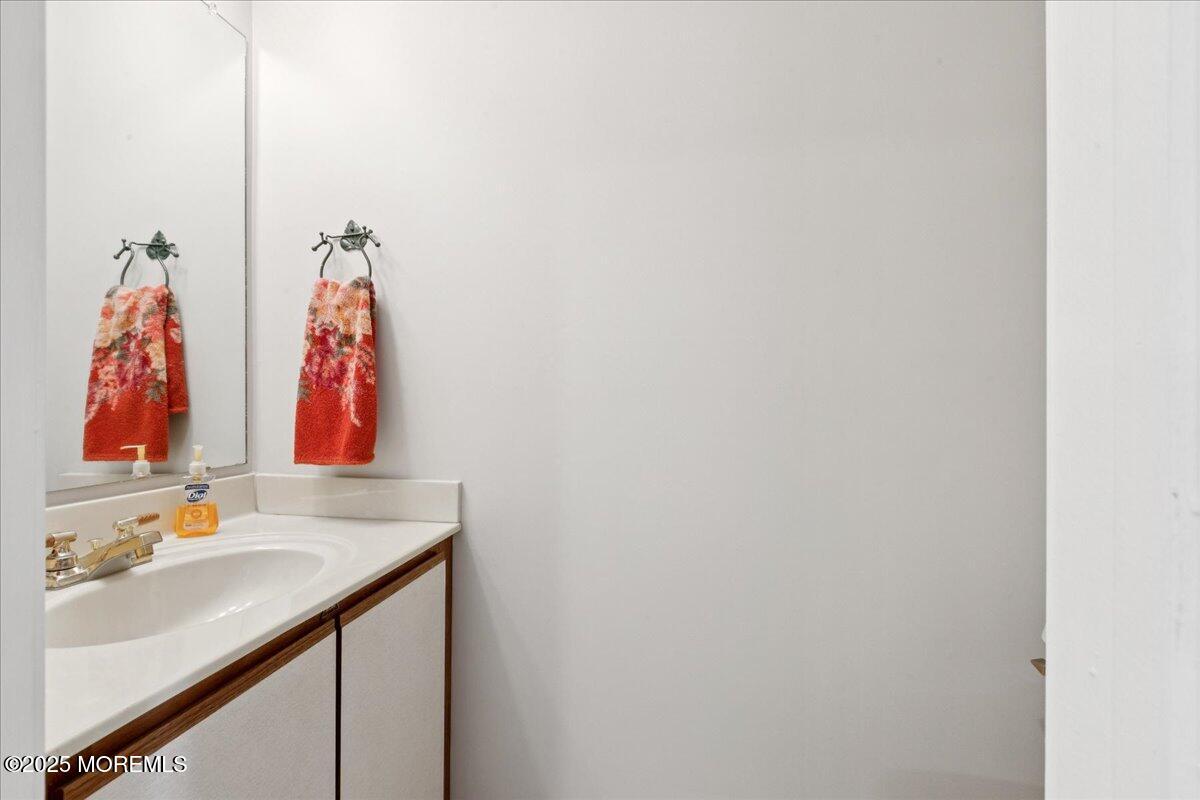 437 Dorchester Way Image 5