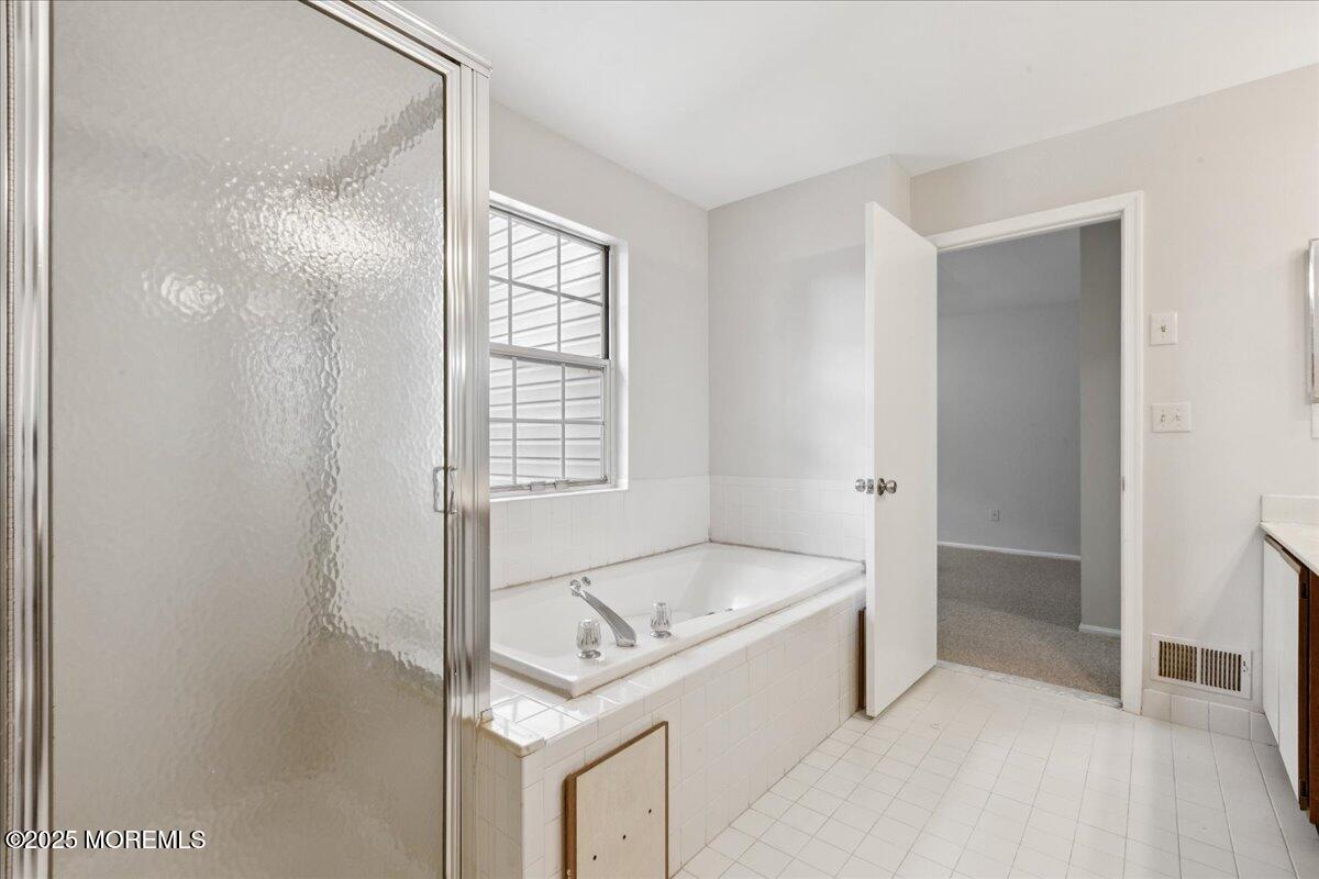 437 Dorchester Way, Manalapan, NJ, 07726 image 20