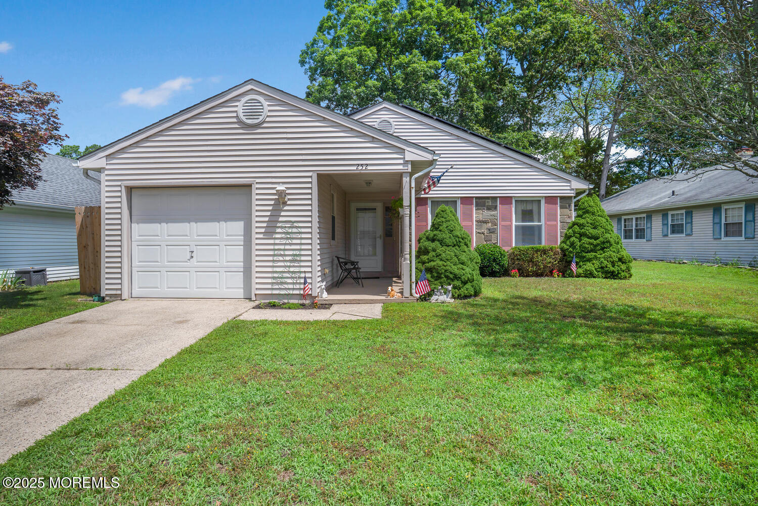 252 Lexington Drive Image 3