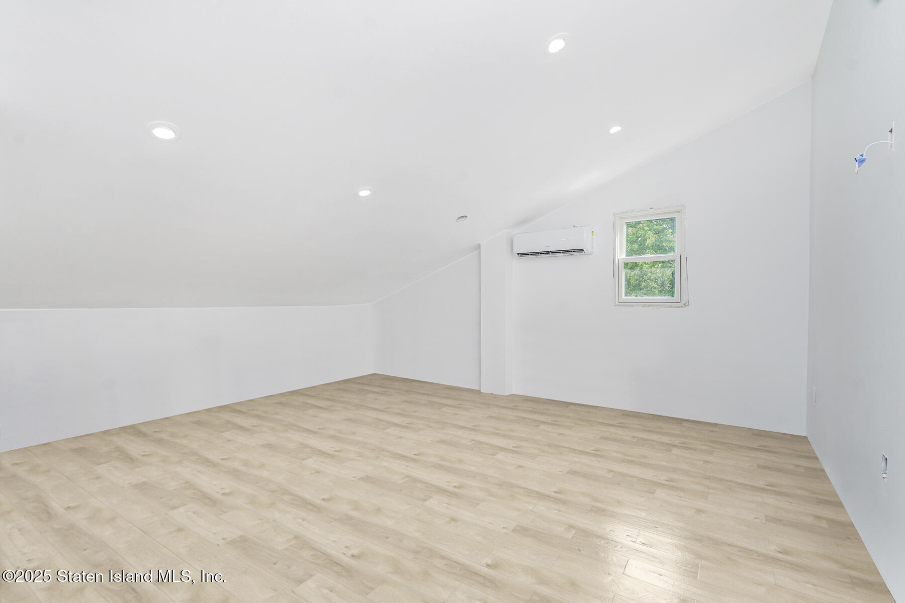 25 Fuller Court A, Staten Island, NY, 10306 image 16