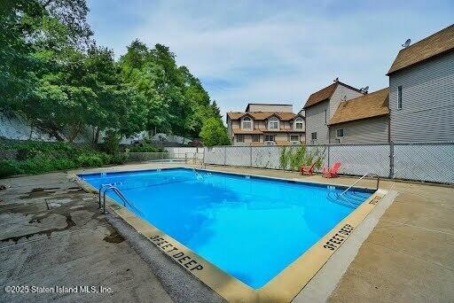 25 Fuller Court A, Staten Island, NY, 10306 image 17