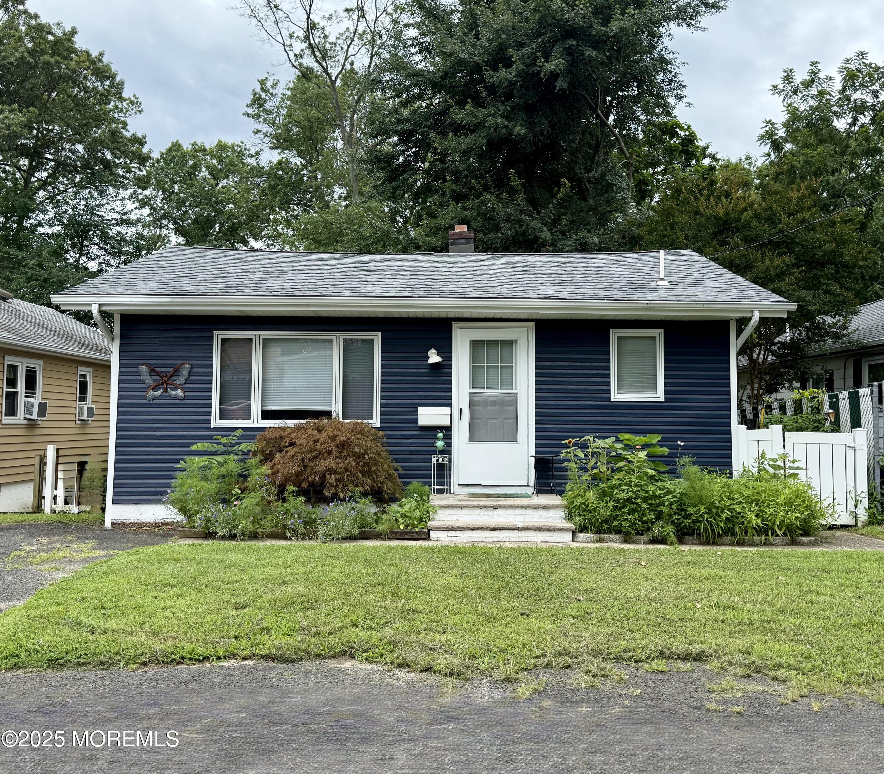 13 Middlesex Avenue, Keyport, NJ, 07735 image 12