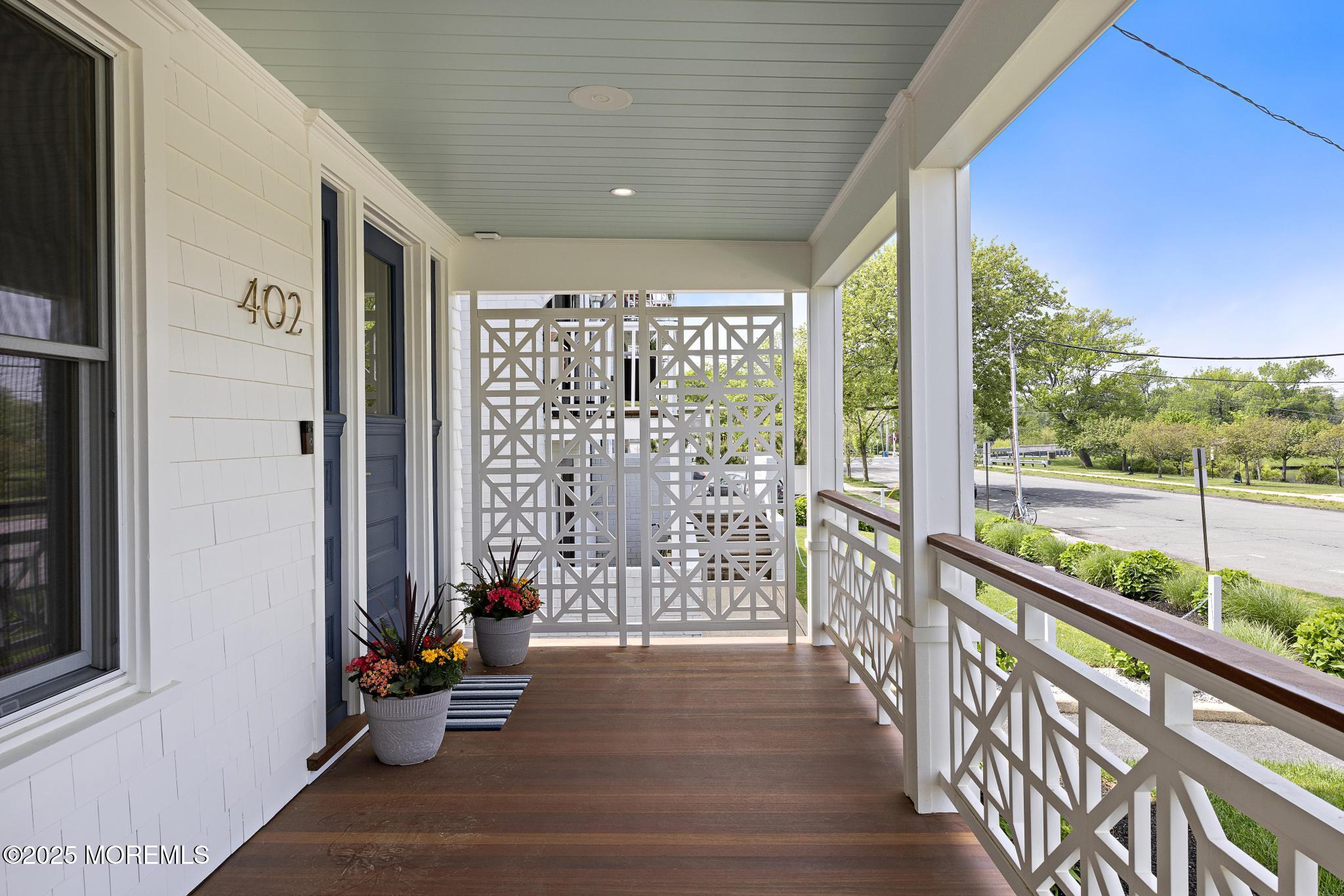 402 Fifth Avenue Image 5