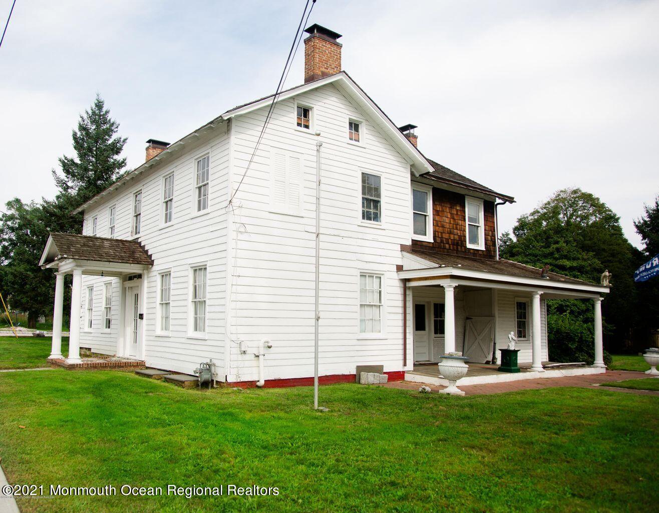 583 Cedar Avenue Image 3