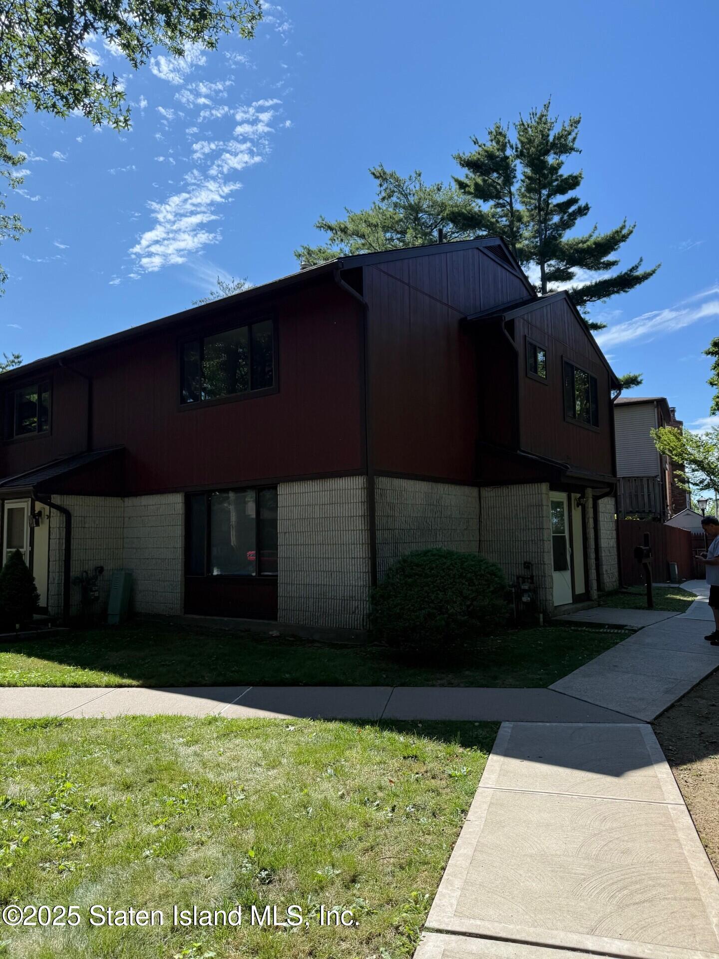 2 Belmar Drive Image 3