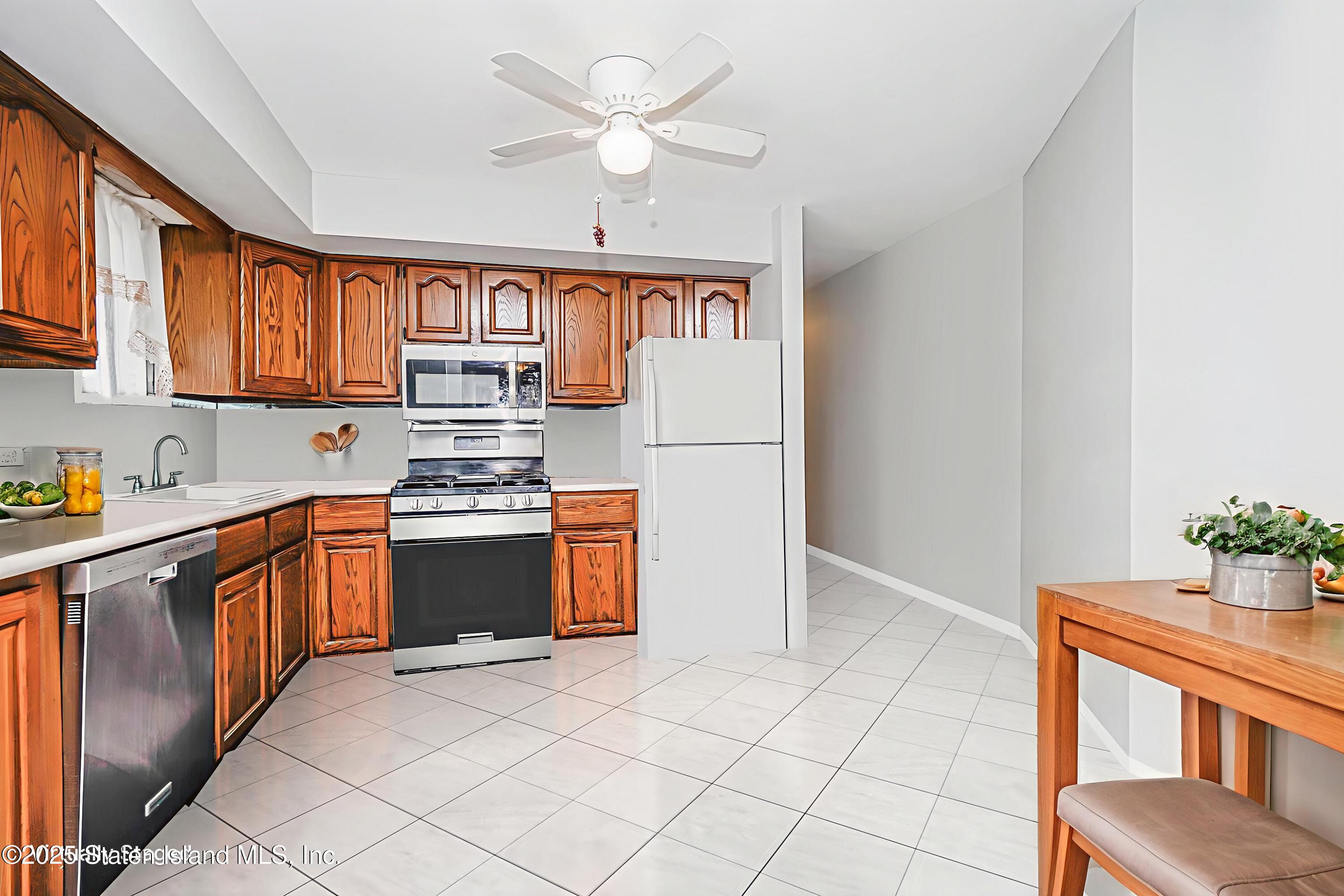 79 Endor Avenue, Staten Island, NY, 10301 image 21
