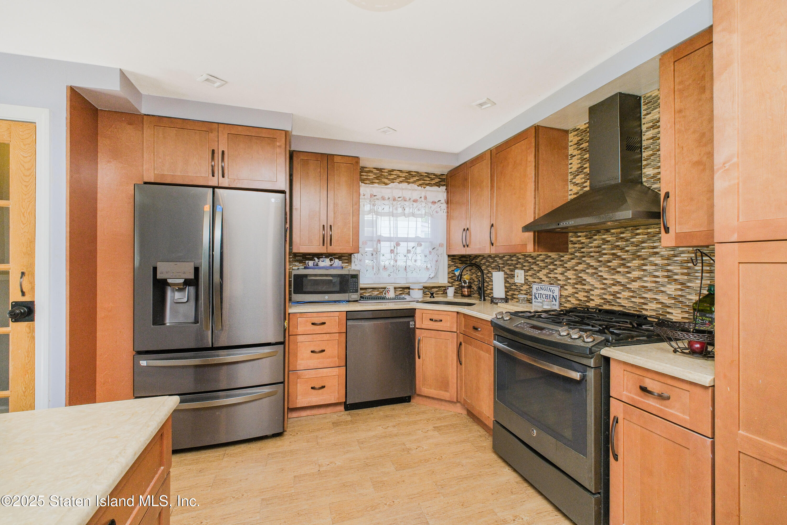 432 Pelton Avenue Avenue Image 5