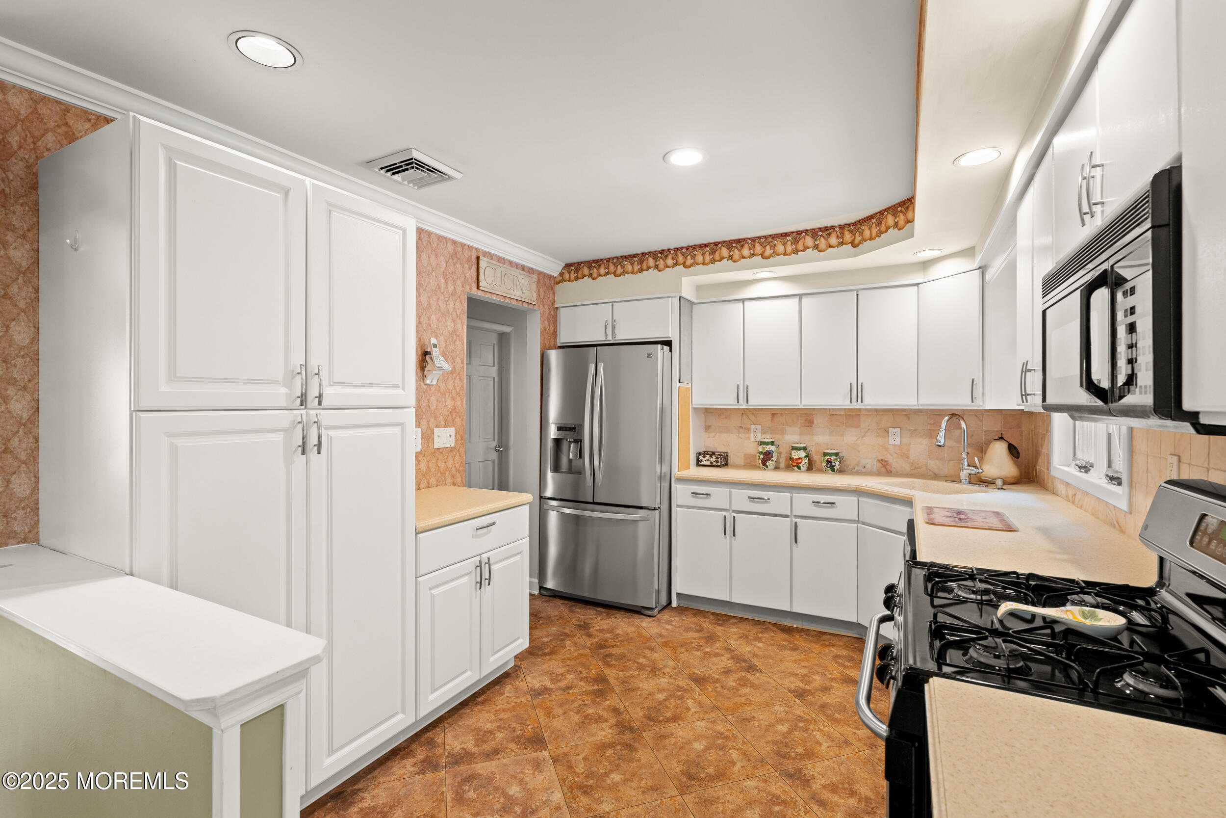 229 Delaware Avenue, Oakhurst, NJ, 07755 image 14