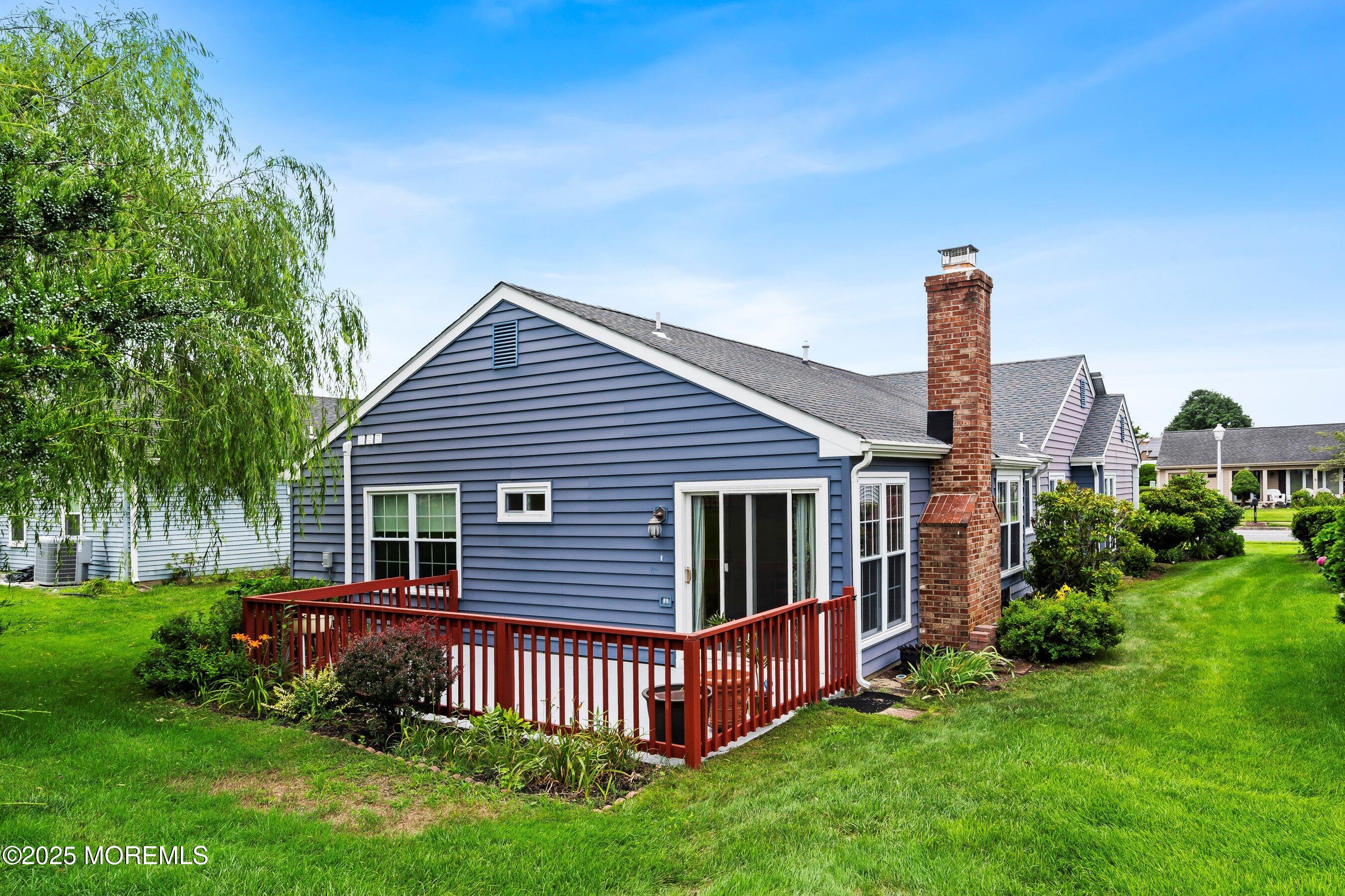 150 Buckingham Drive Image 5