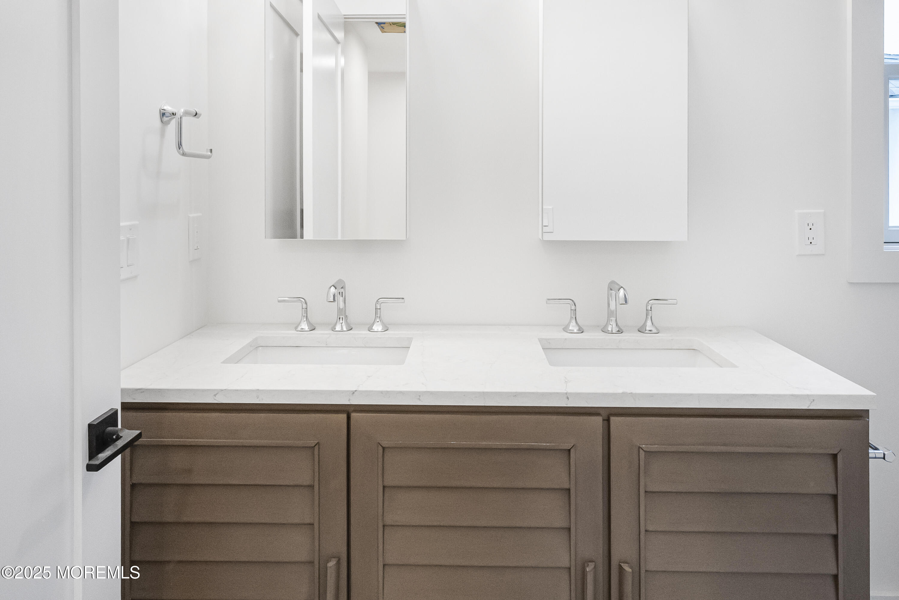 205 Edgemont Drive 2, Loch Arbour Village, NJ, 07711 image 18
