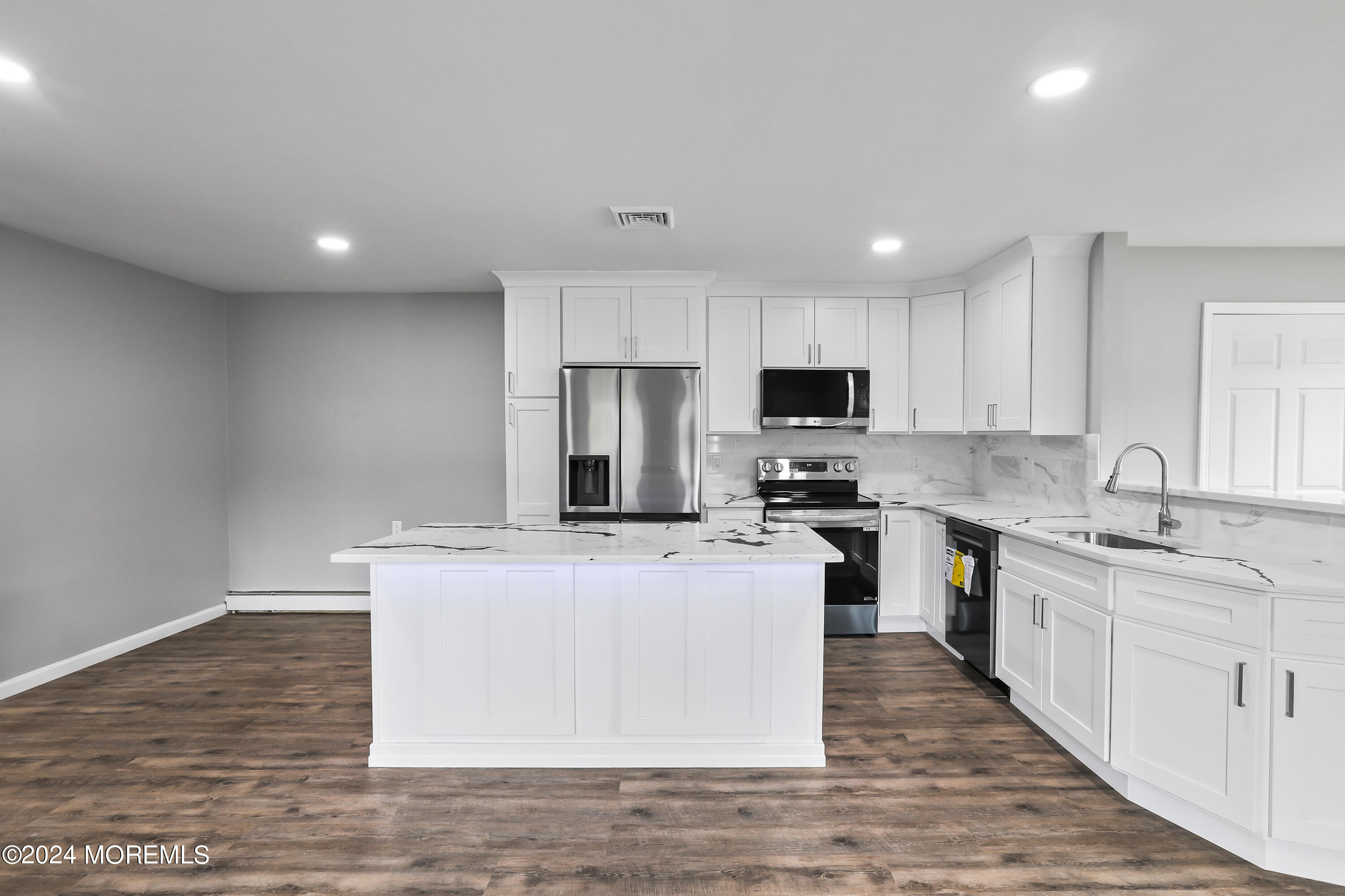 7 St Moritz Place, Toms River, NJ, 08753 image 6
