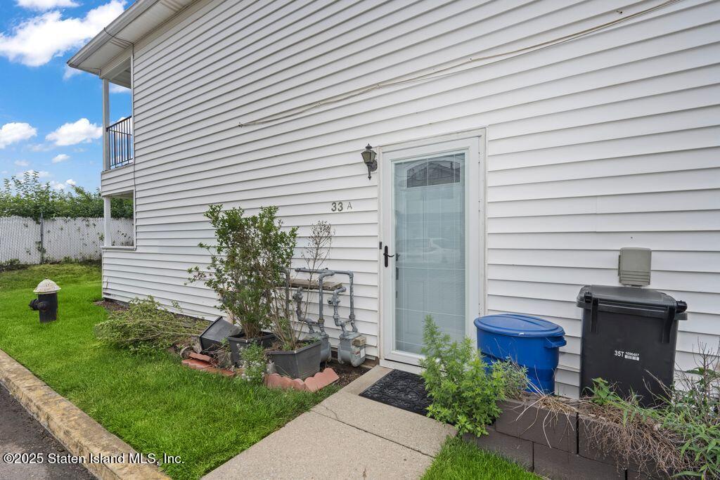 33 Bradley Court A Image 4