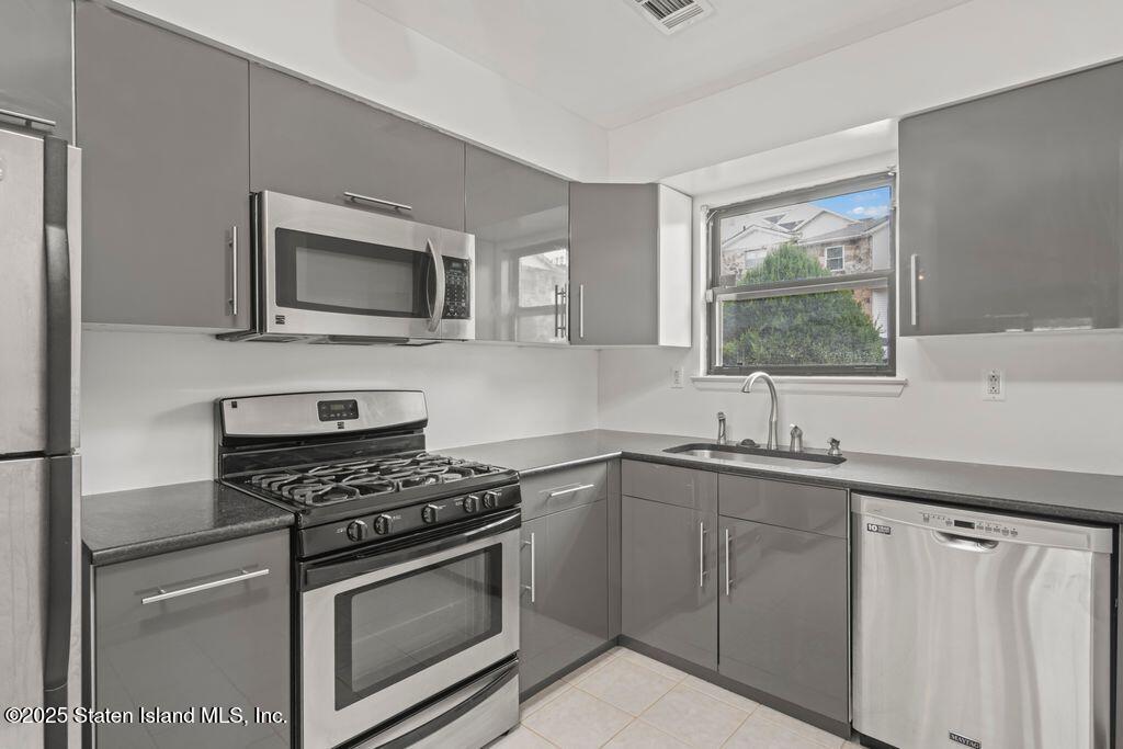 33 Bradley Court A, Staten Island, NY, 10314 image 8