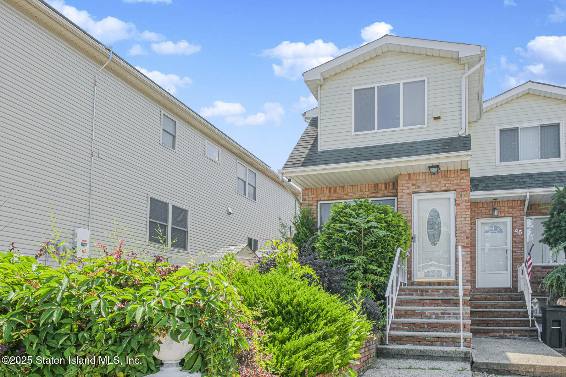 43 Bogota Street Image 2