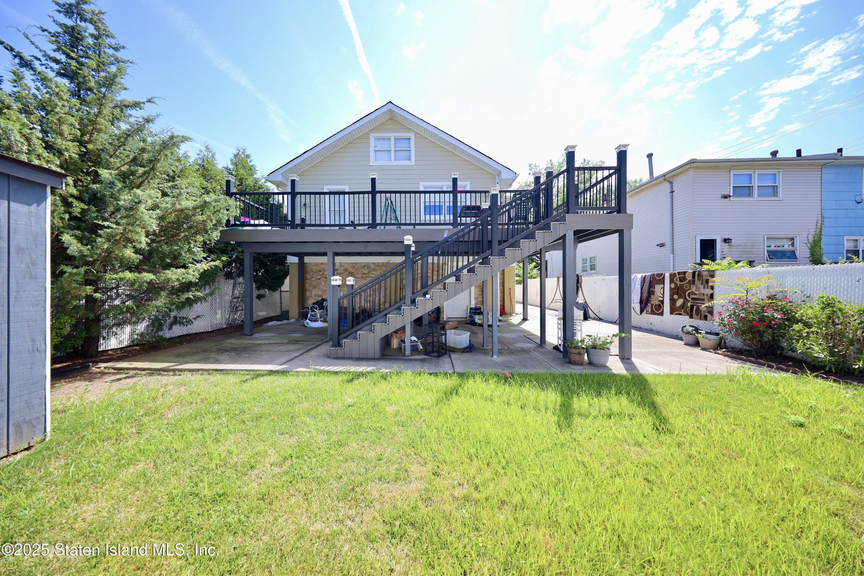 579 Greeley Avenue Image 5