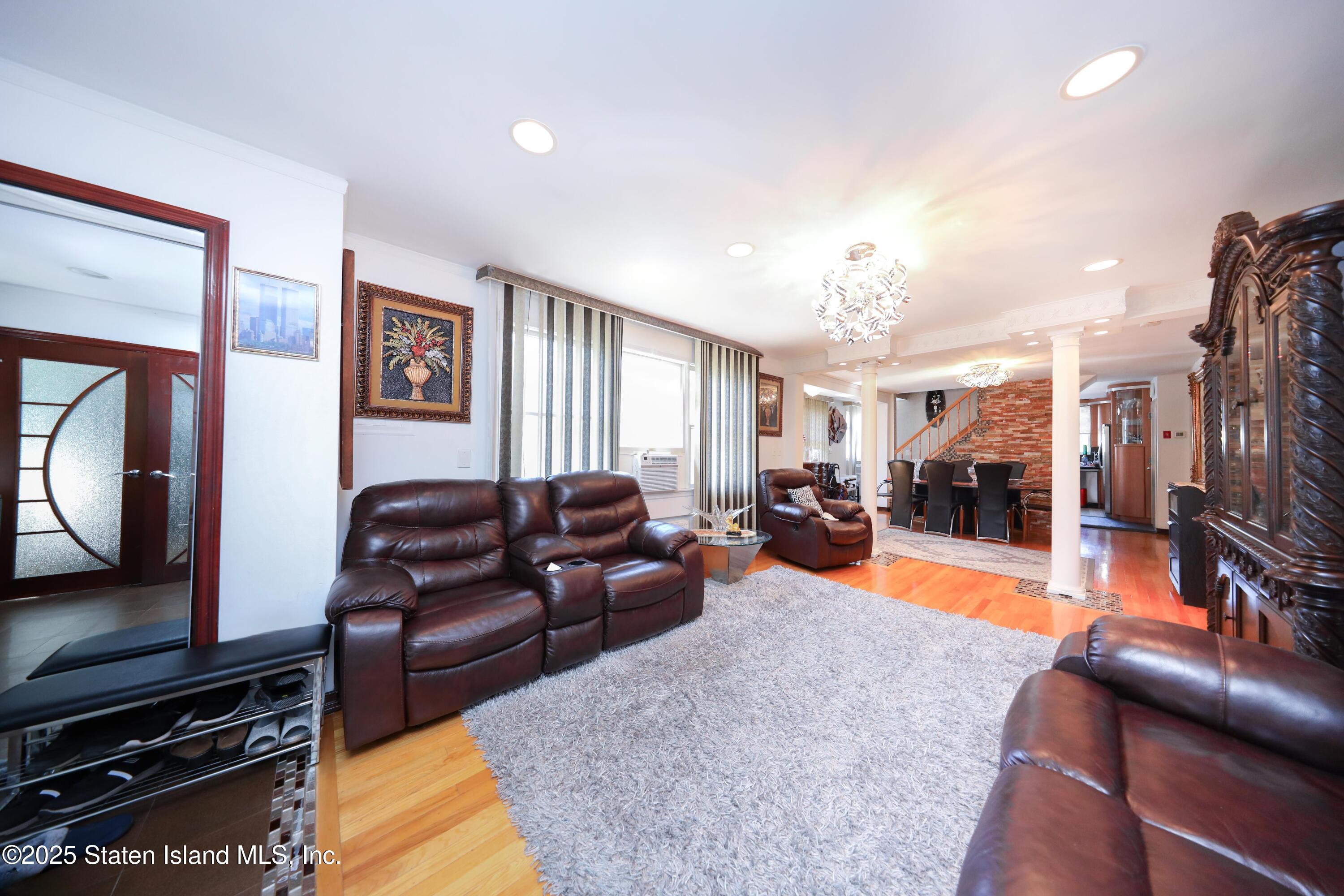 579 Greeley Avenue, Staten Island, NY, 10306 image 8