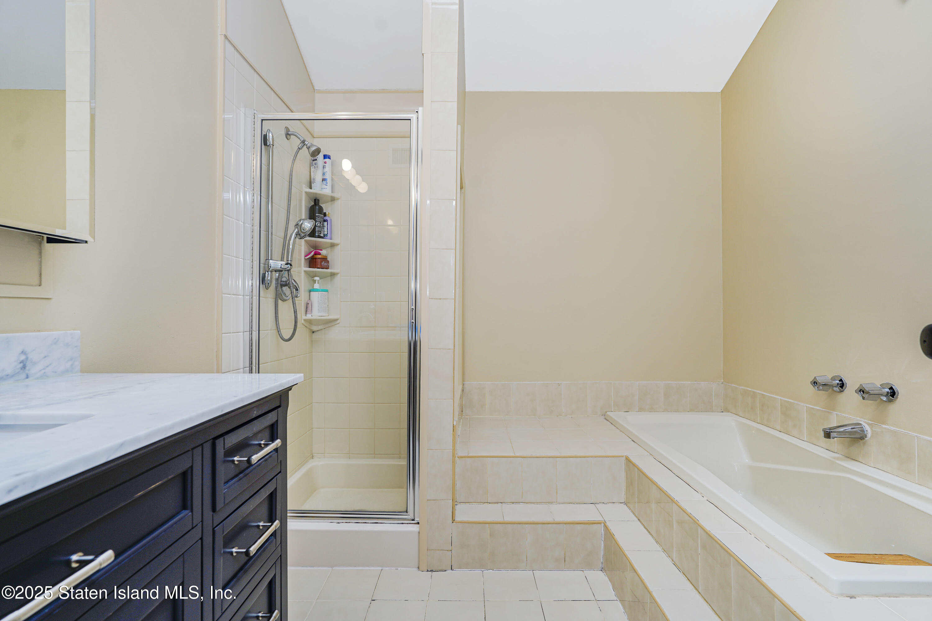 34 Country Drive, Staten Island, NY, 10314 image 18