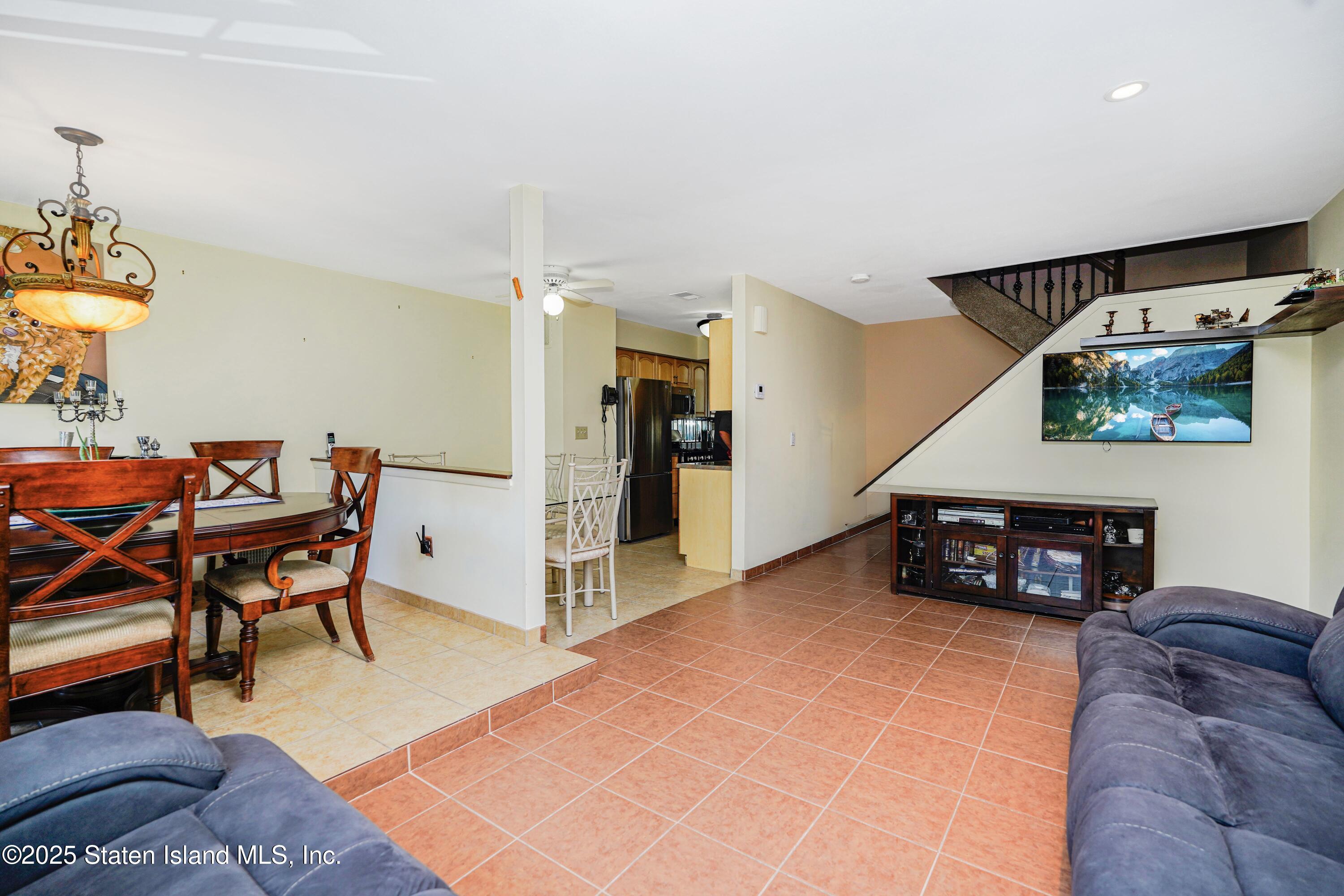 34 Country Drive Image 4