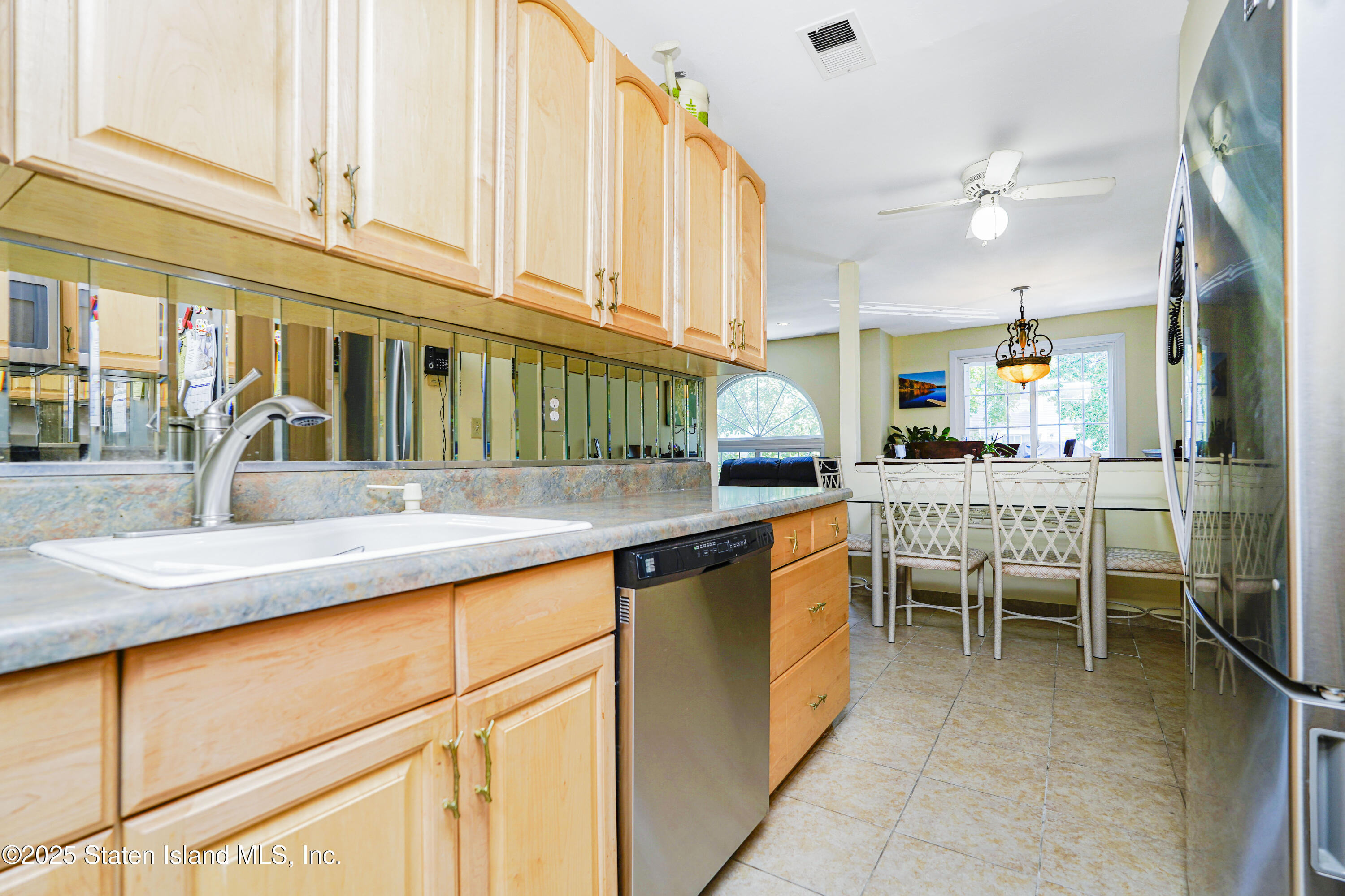 34 Country Drive, Staten Island, NY, 10314 image 10
