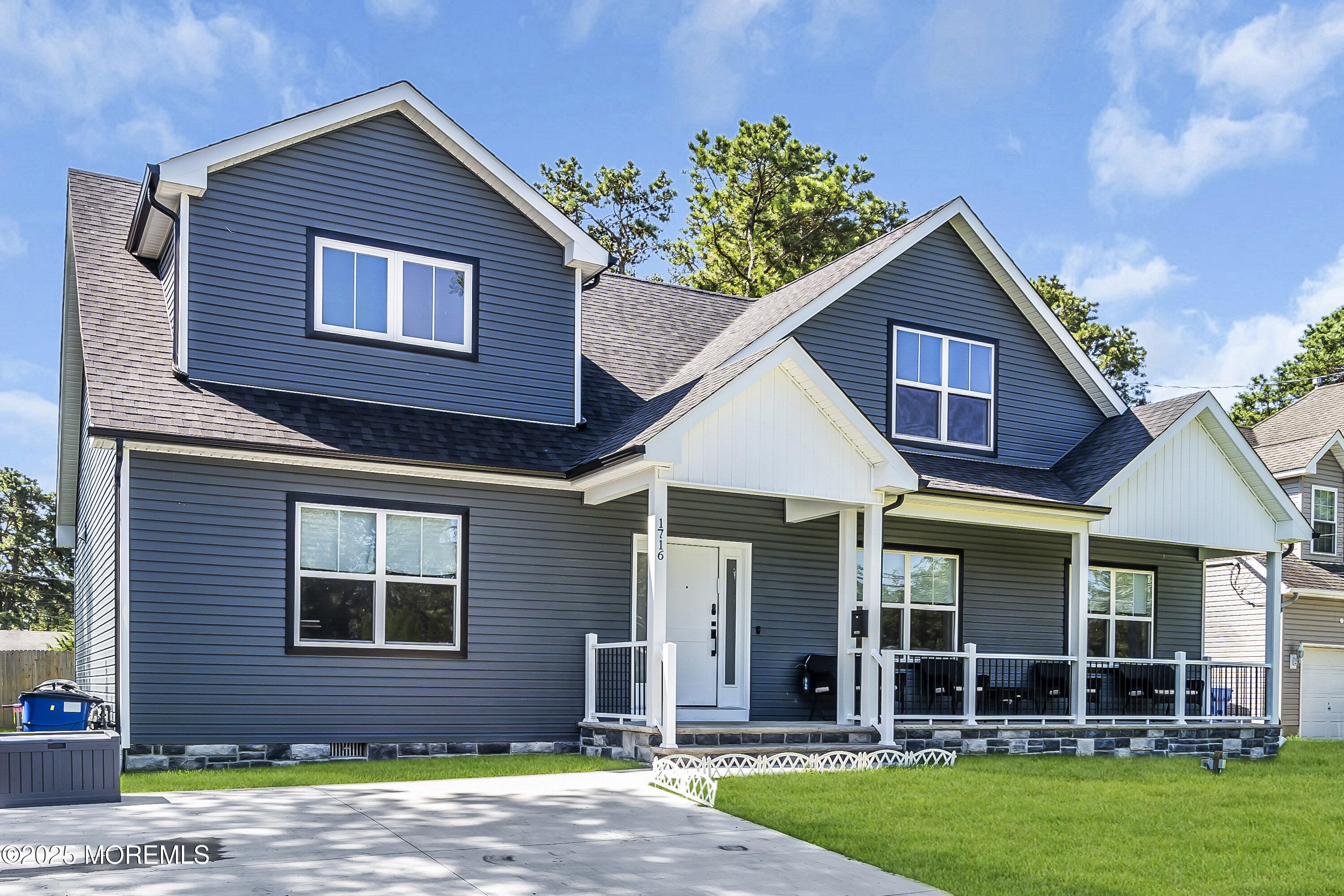 1716 10th Avenue Image 2