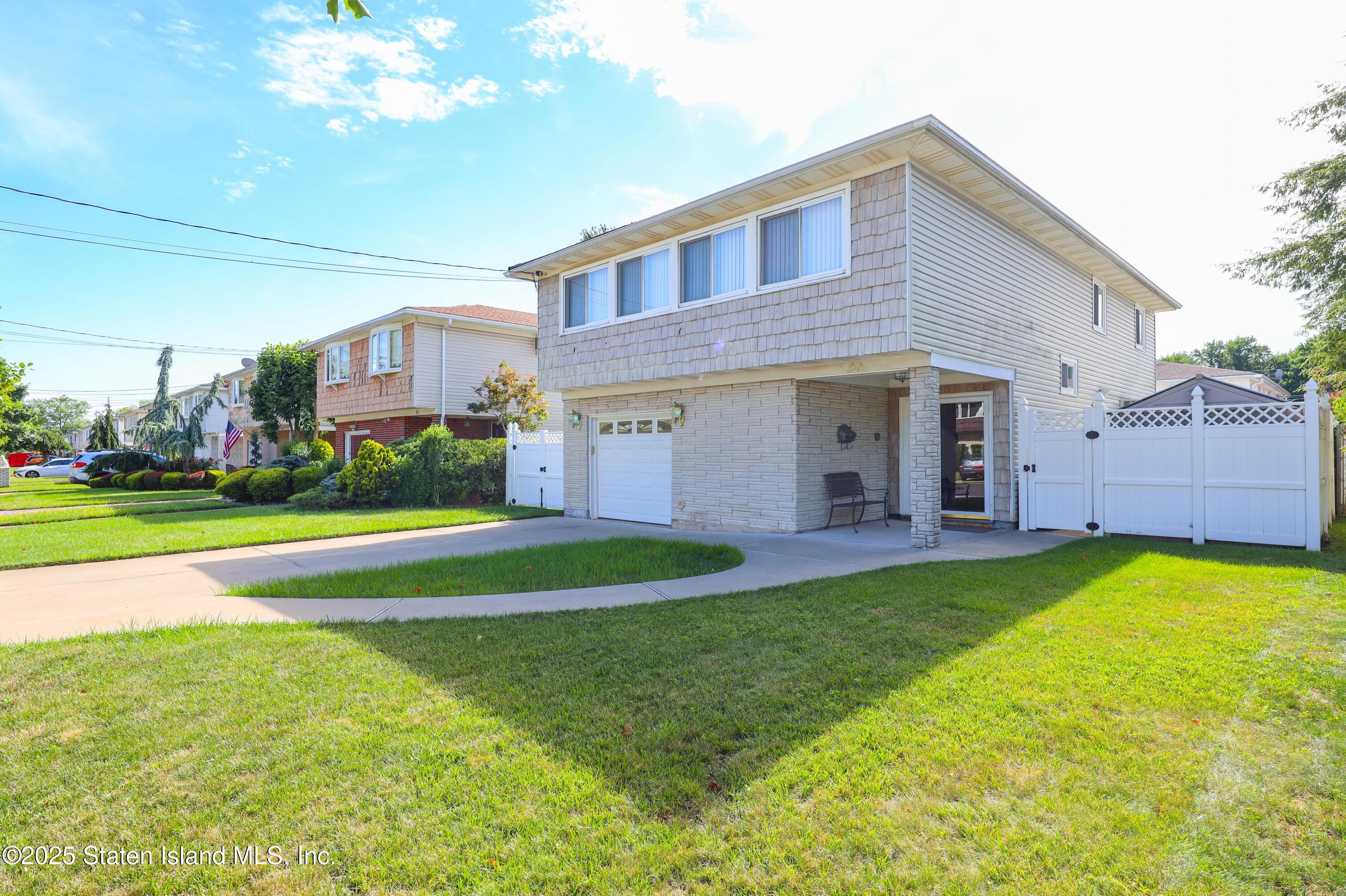 20 Toddy Avenue Image 2