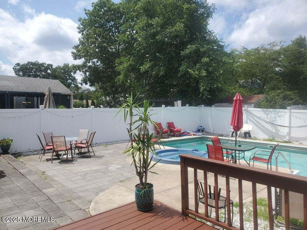 106 Arrowhead Park Drive Image 4