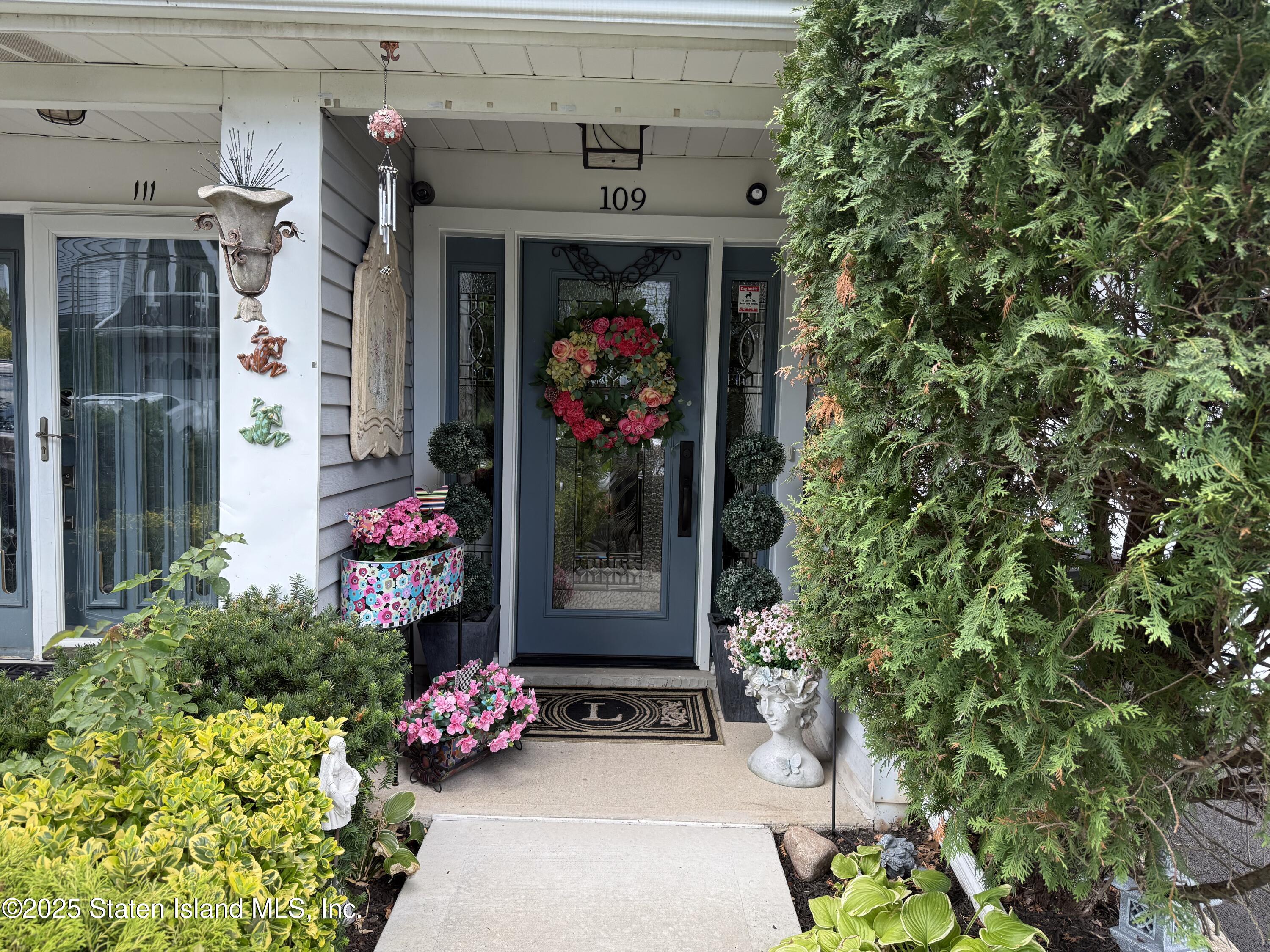 109 Commodore Drive, Staten Island, NY, 10309